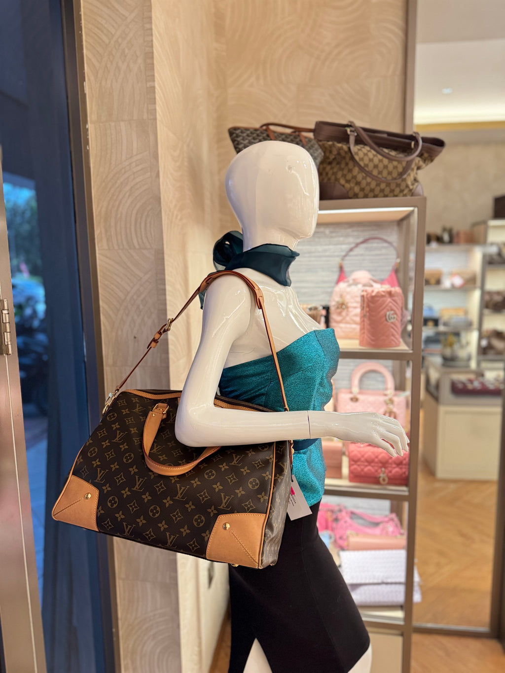 Louis Vuitton Retiro GM Monogram