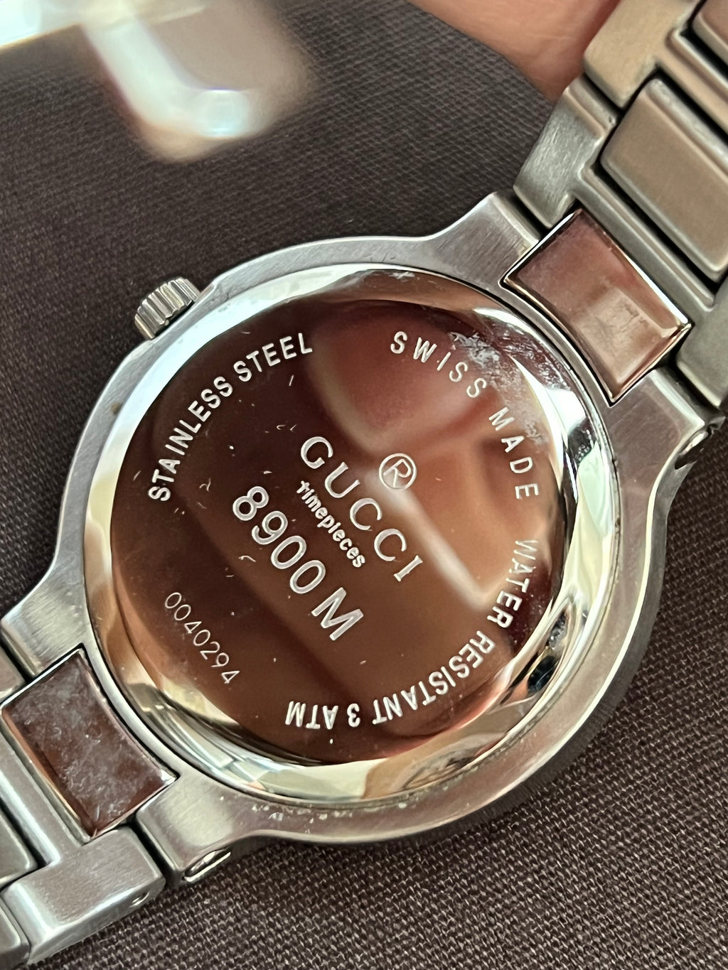 Gucci Large Silver With Dark Silver Dial
