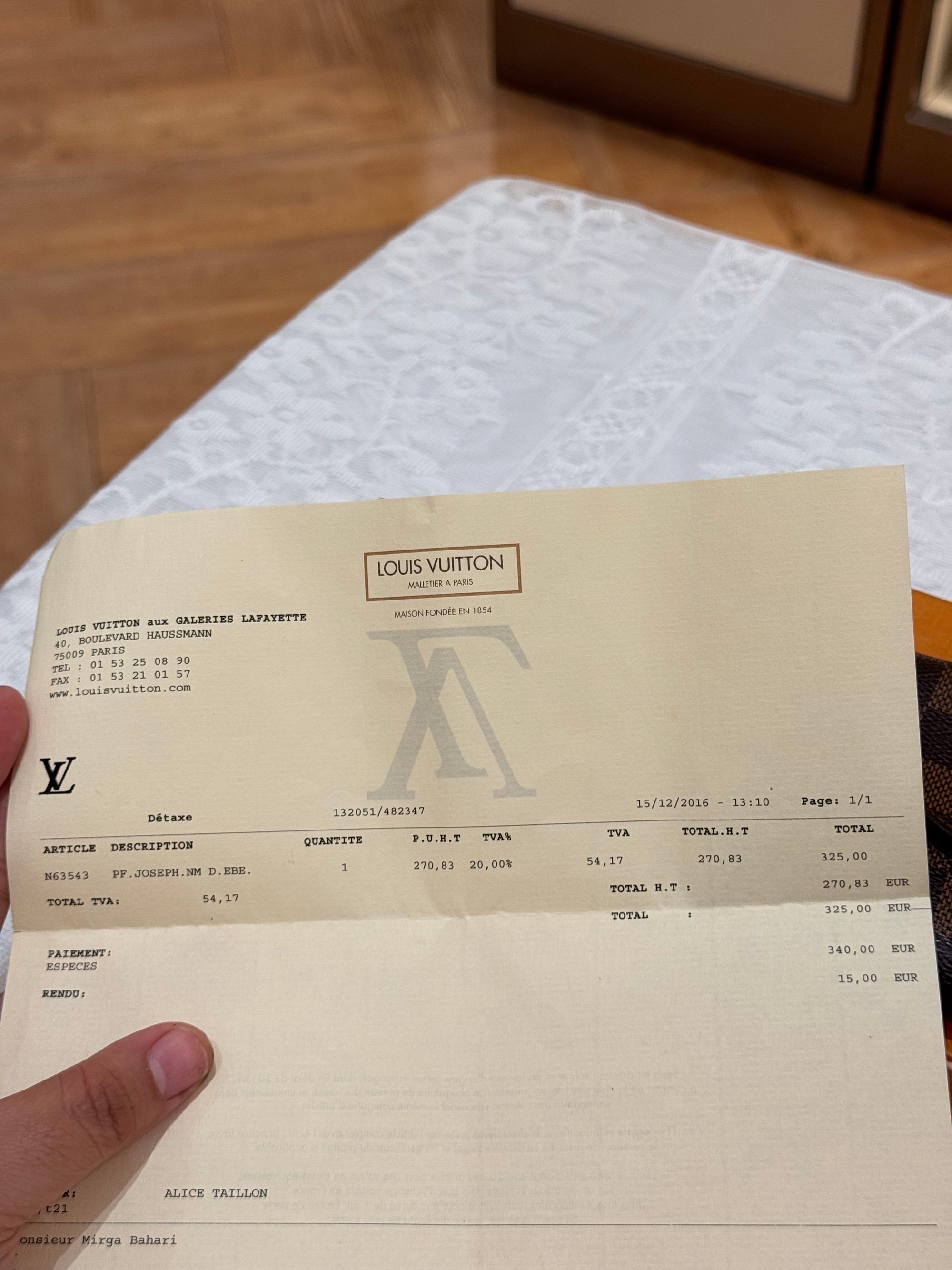 Louis Vuitton Josephine Wallet Damier