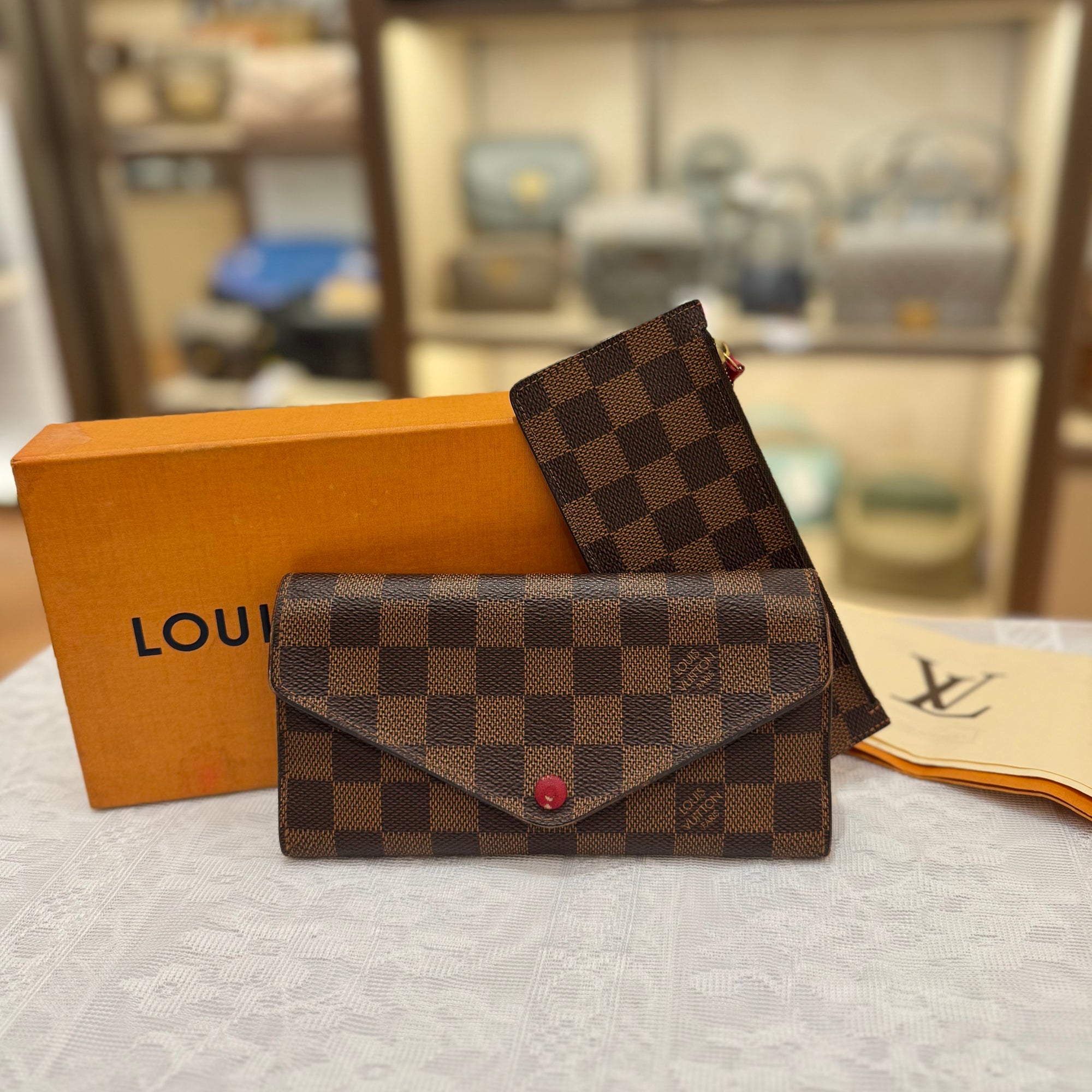 Louis Vuitton Josephine Wallet Damier