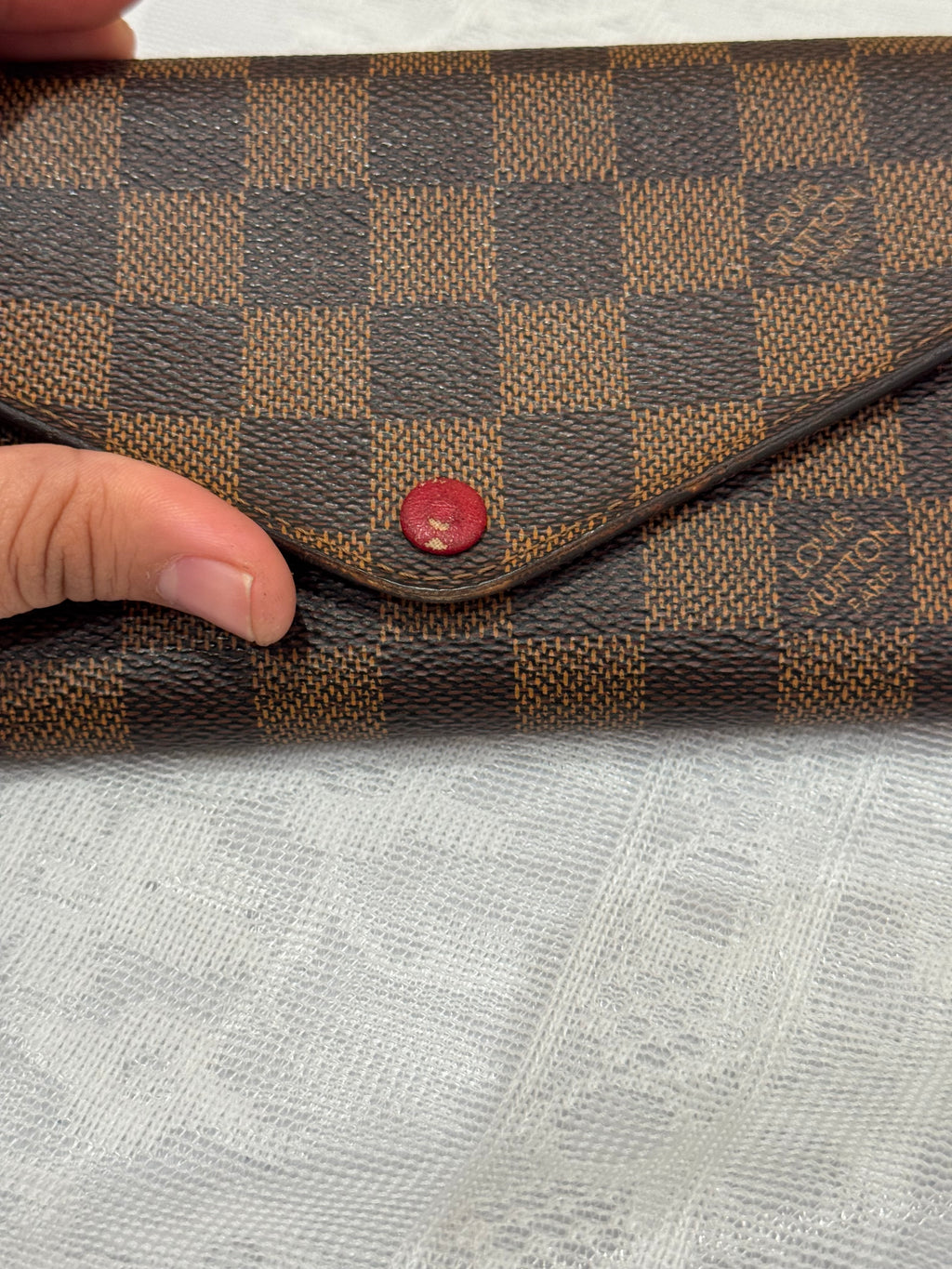 Louis Vuitton Josephine Wallet Damier