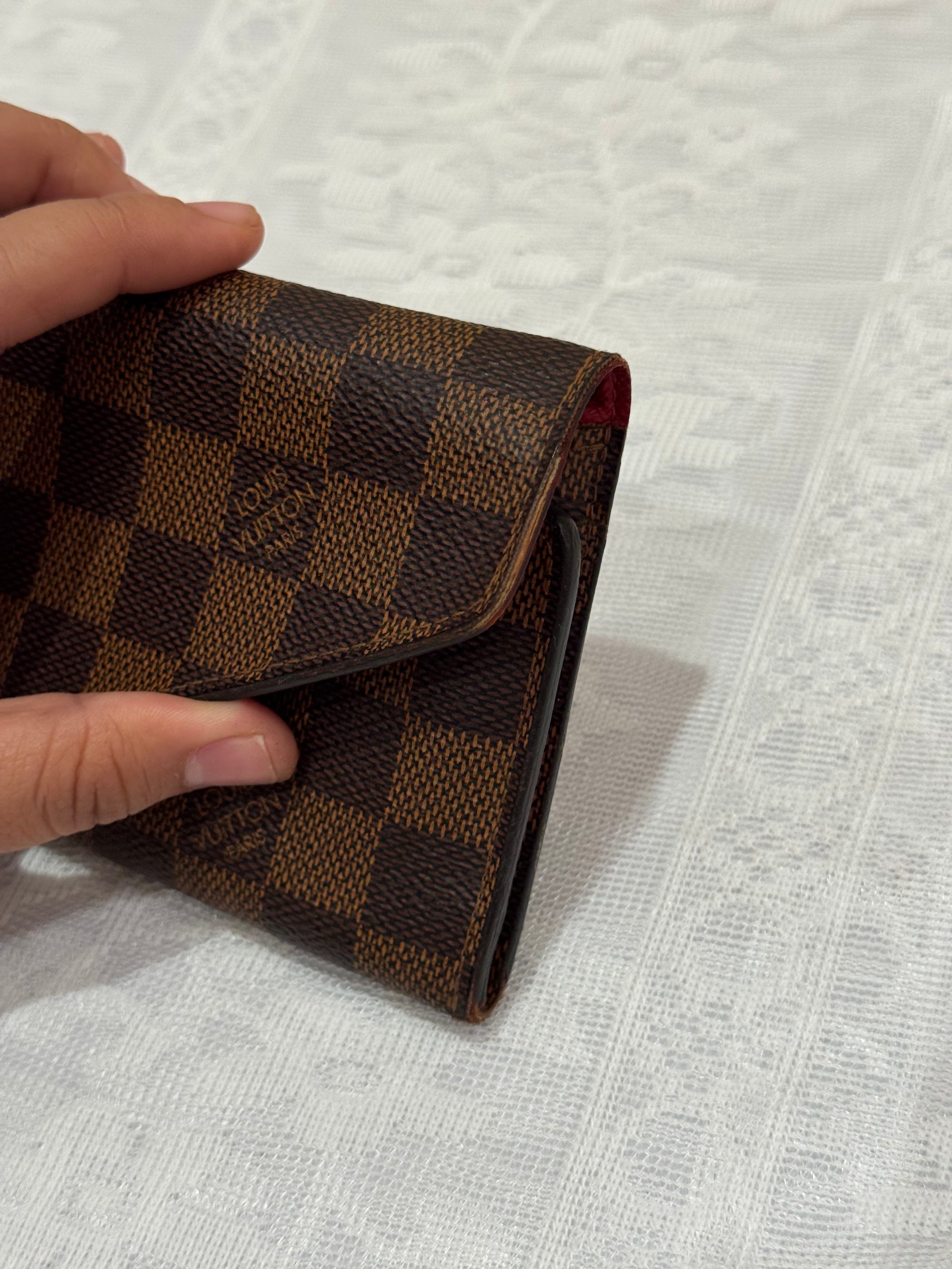 Louis Vuitton Josephine Wallet Damier