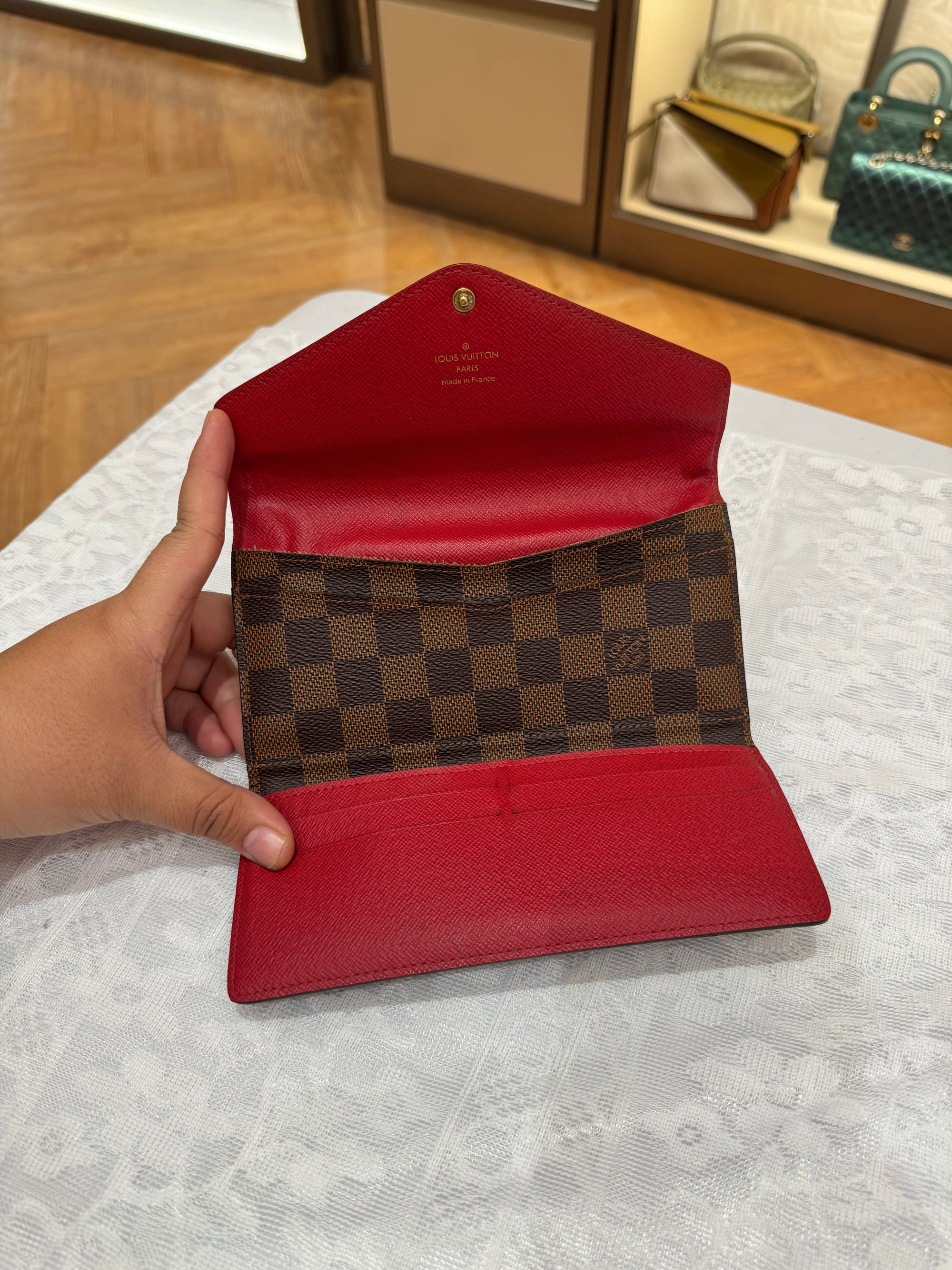 Louis Vuitton Josephine Wallet Damier
