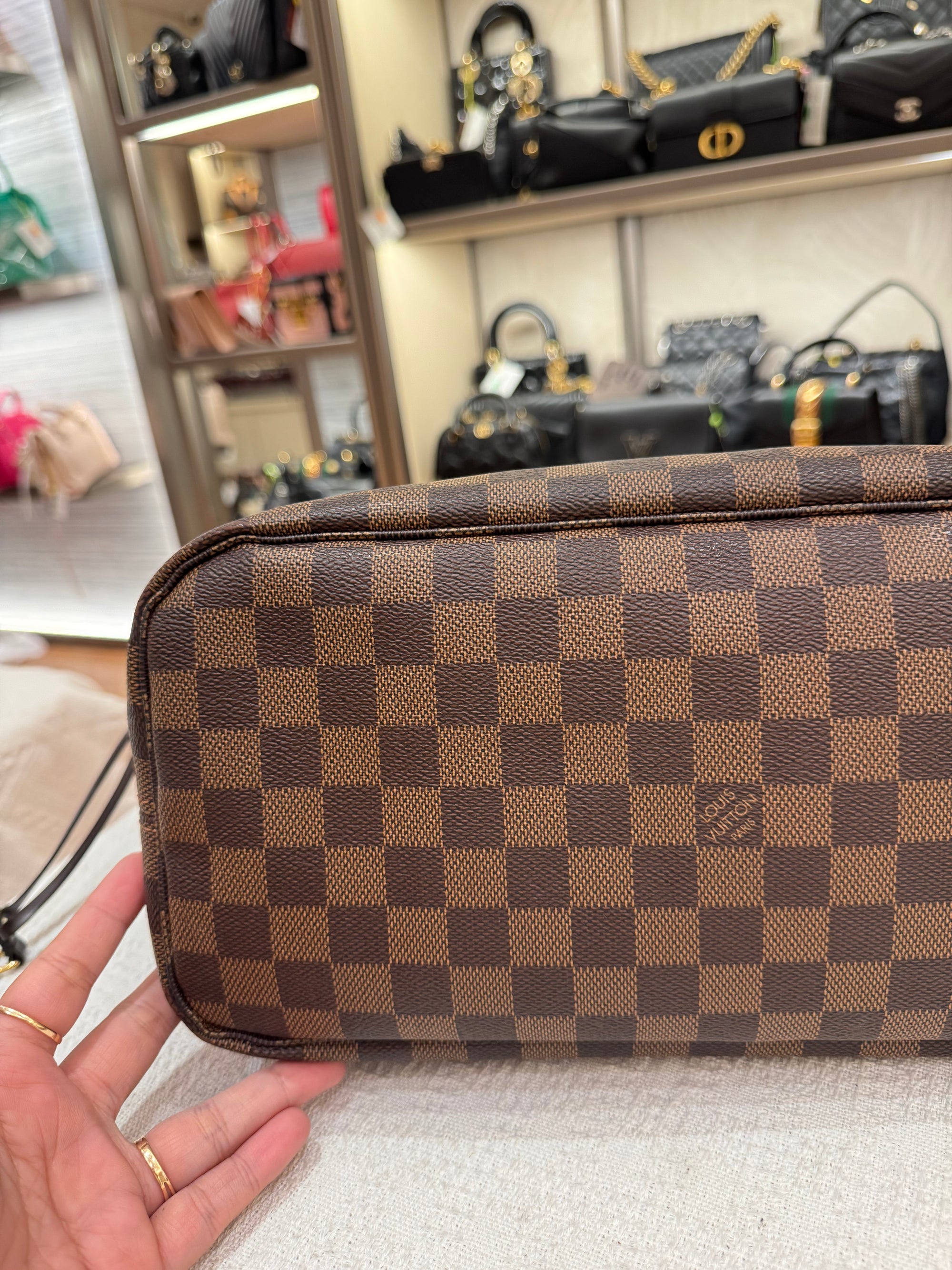 Louis Vuitton Neverfull MM Damier