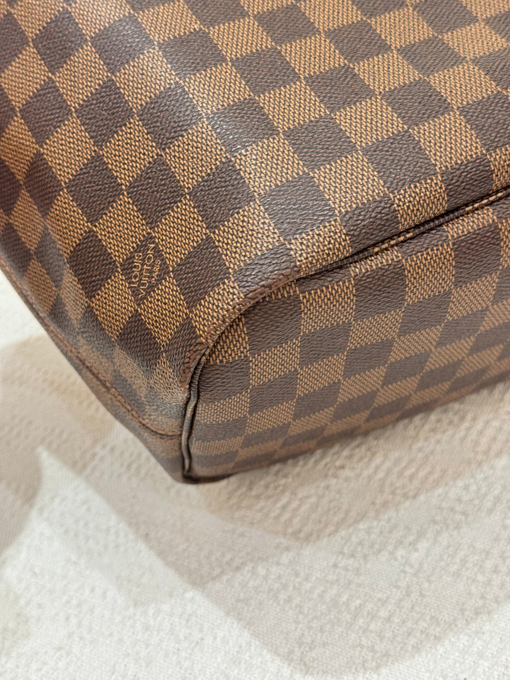 Louis Vuitton Neverfull MM Damier