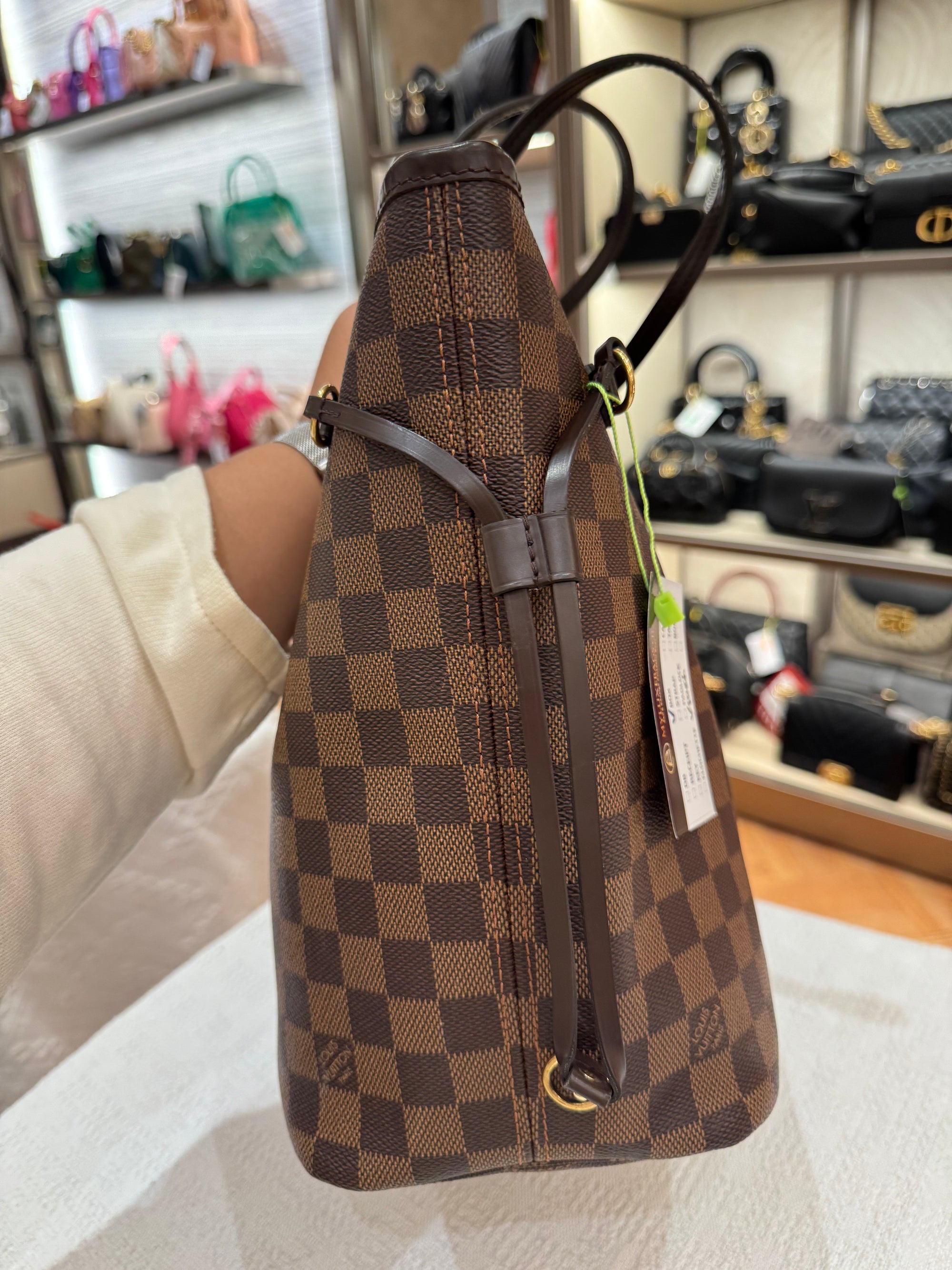 Louis Vuitton Neverfull MM Damier