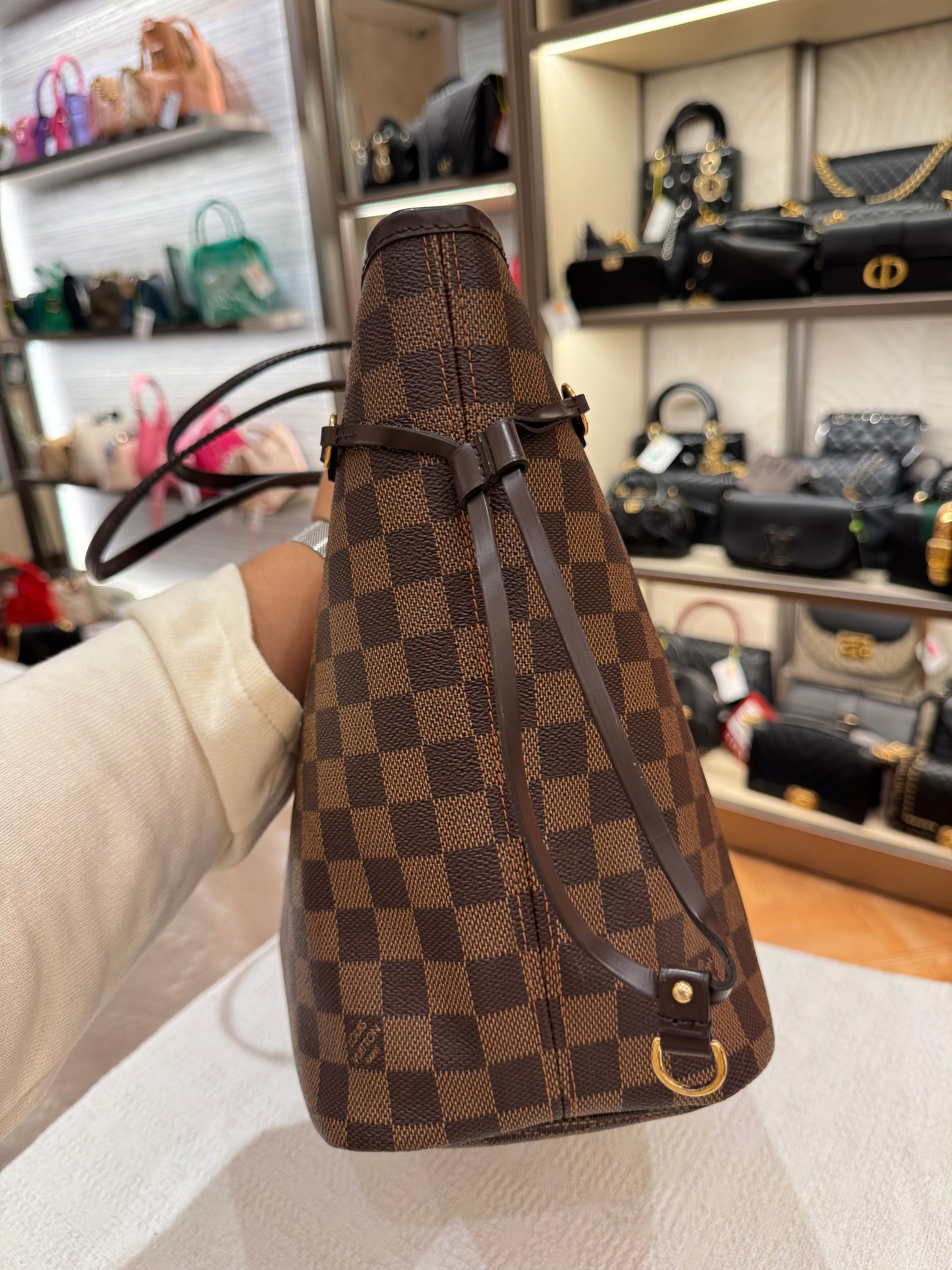 Louis Vuitton Neverfull MM Damier