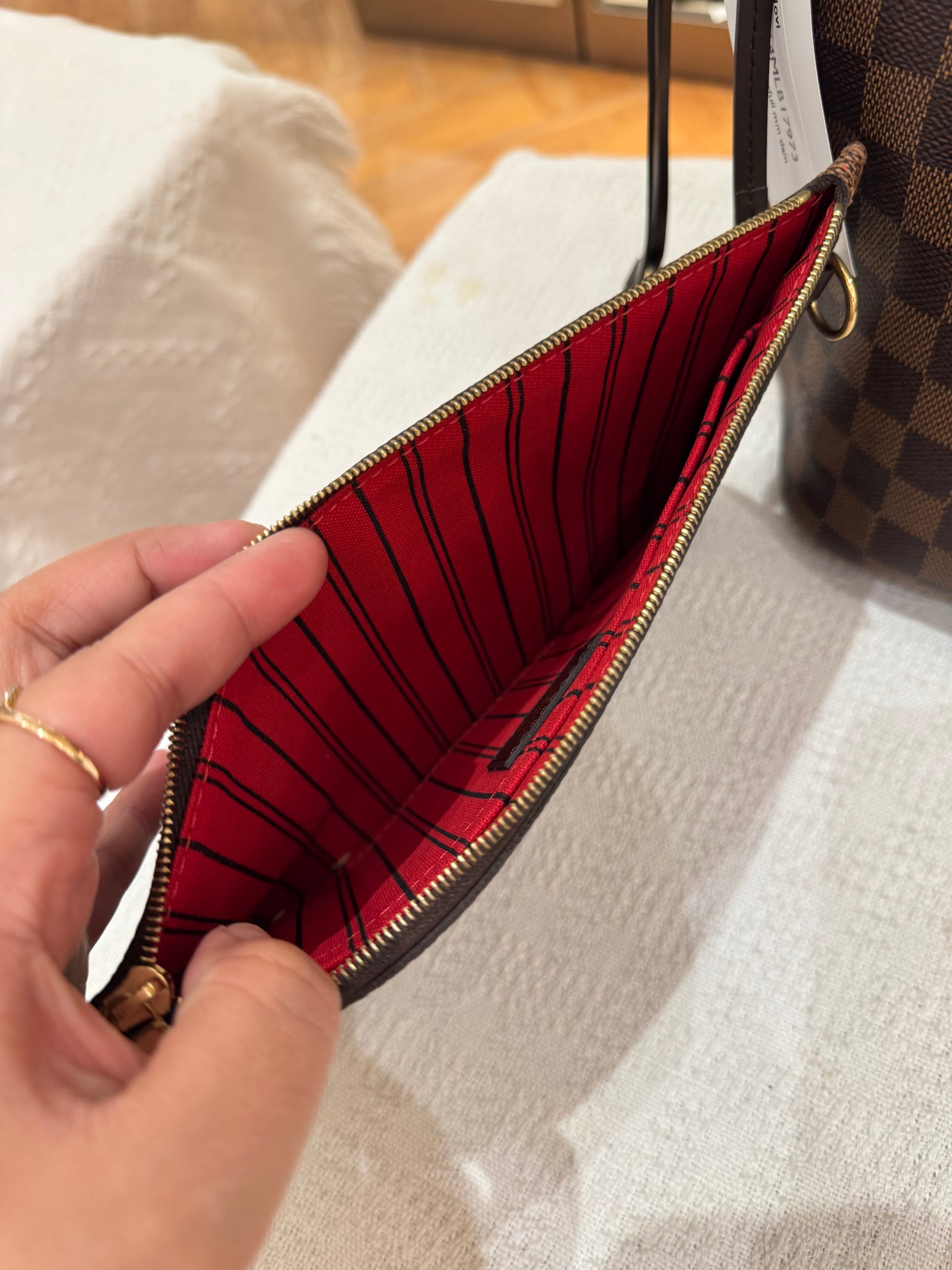 Louis Vuitton Neverfull MM Damier