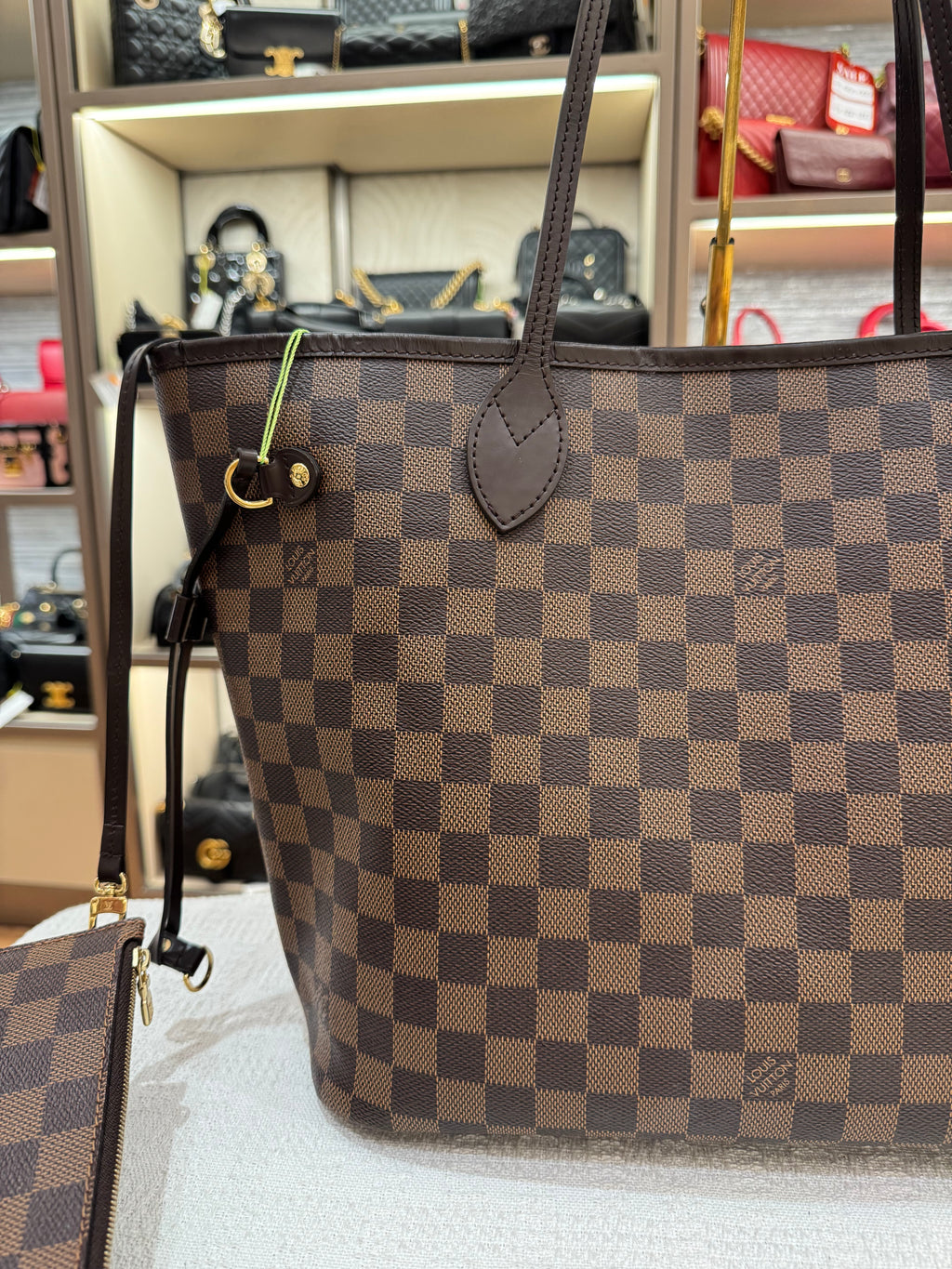 Louis Vuitton Neverfull MM Damier