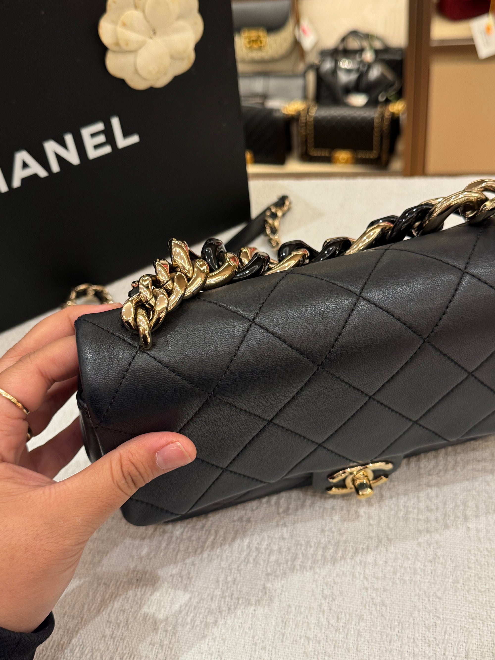 Chanel Resin Flap Chain Black