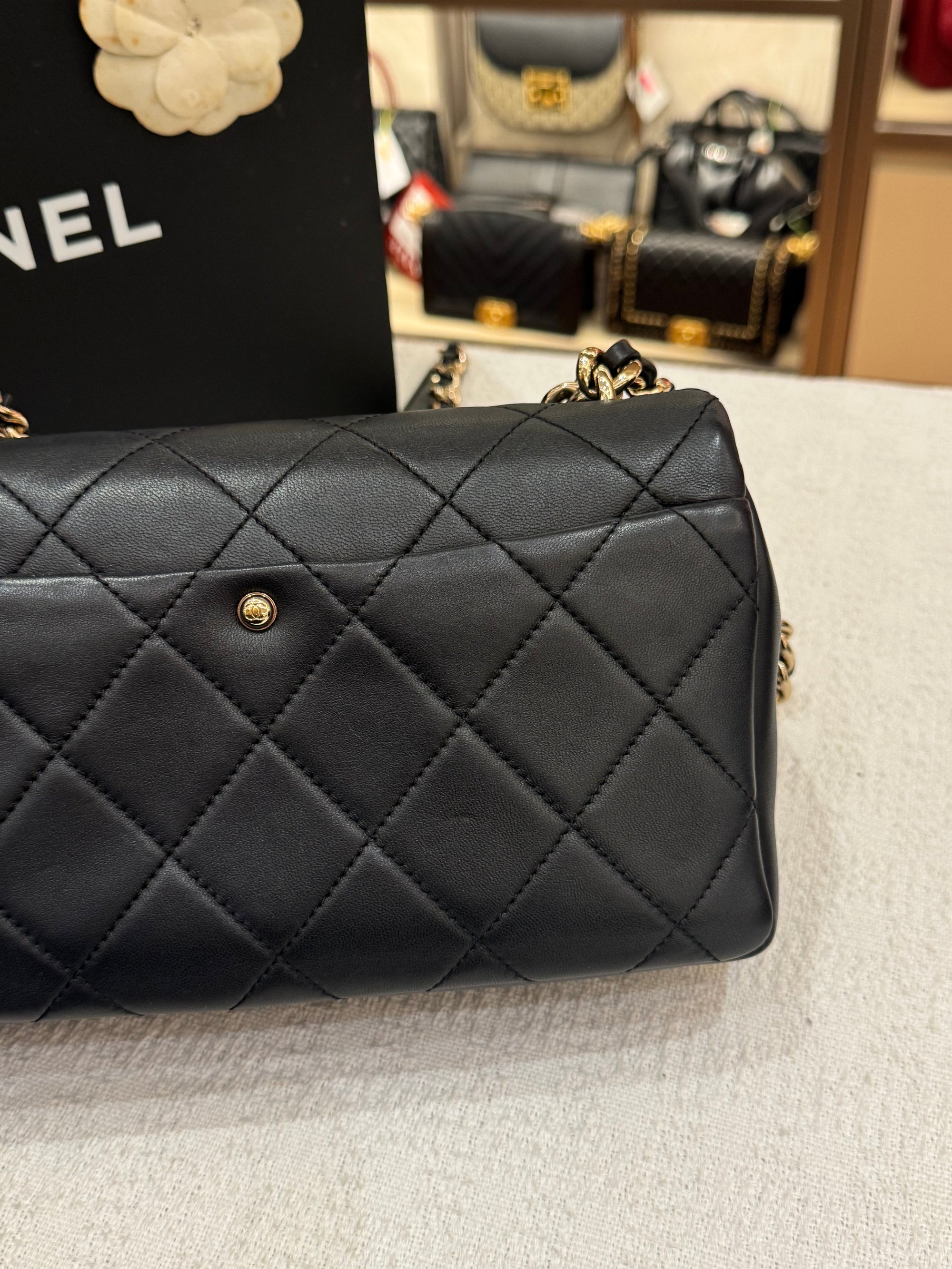 Chanel Resin Flap Chain Black
