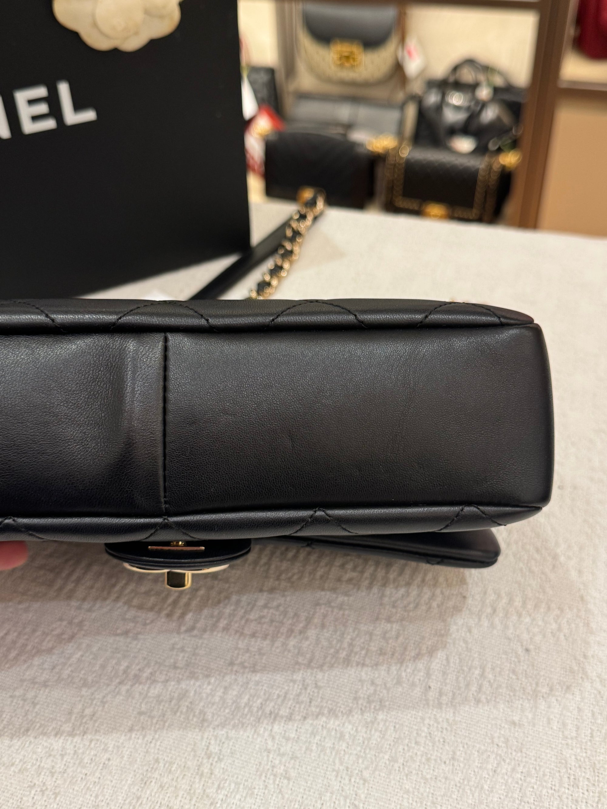 Chanel Resin Flap Chain Black