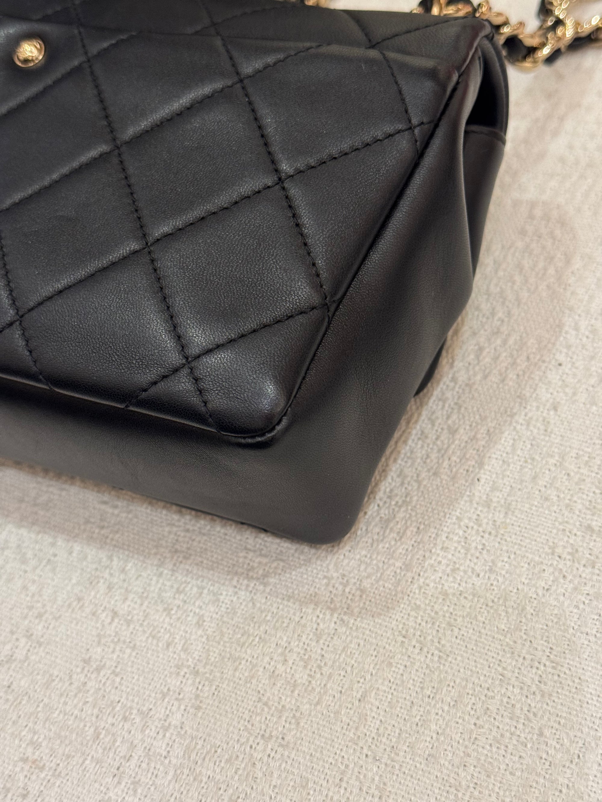 Chanel Resin Flap Chain Black