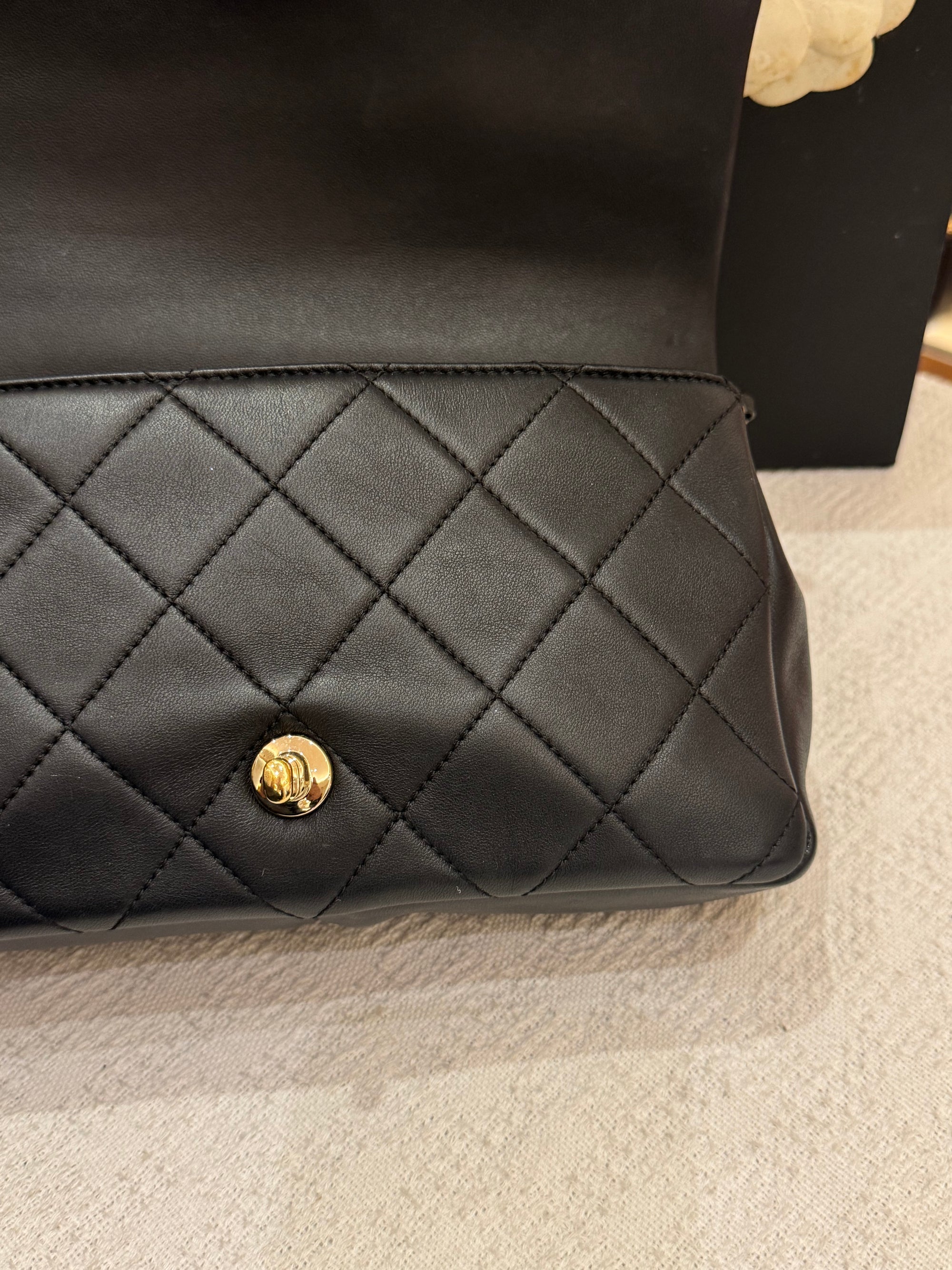 Chanel Resin Flap Chain Black