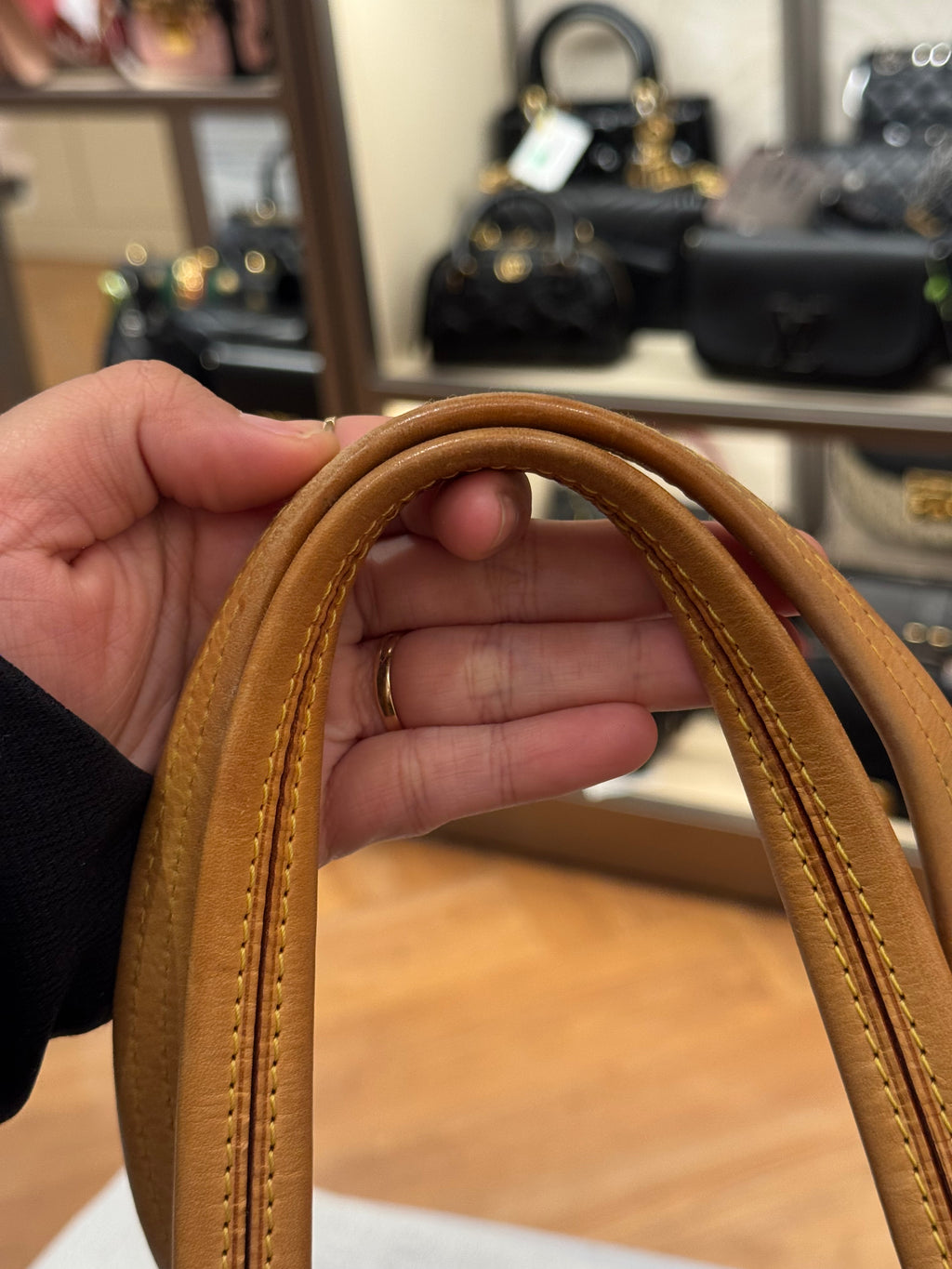Louis Vuitton Claudia Multicolour Black