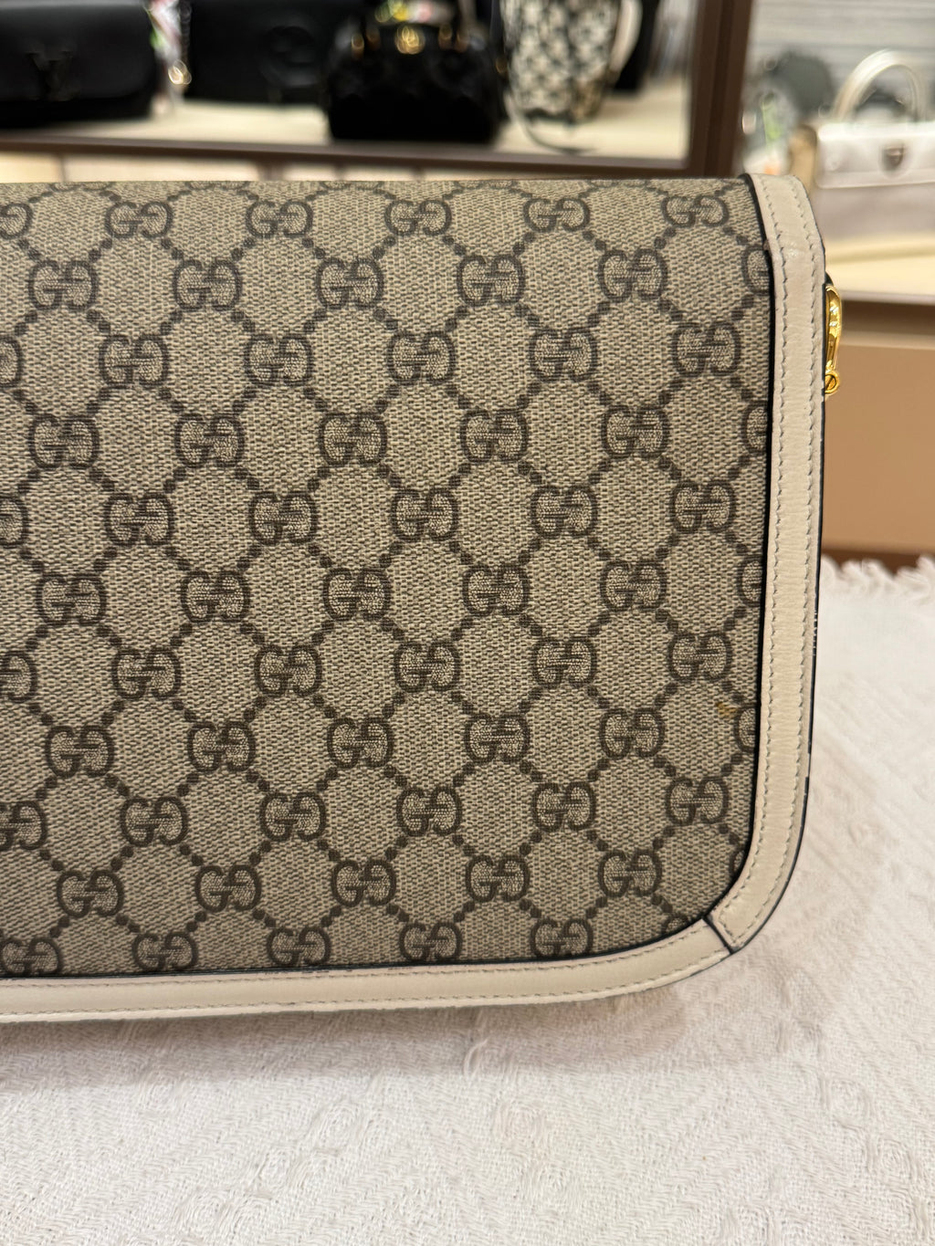 Gucci Horsebit Medium White