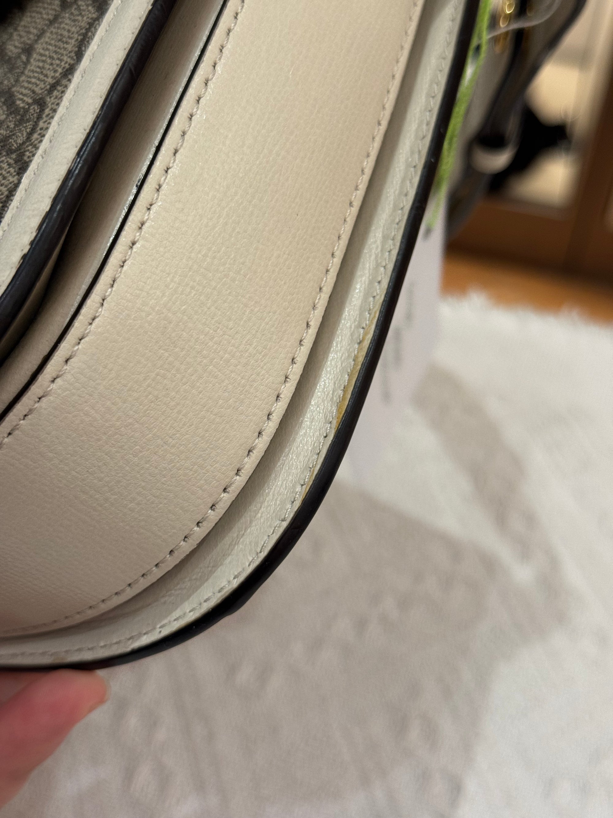 Gucci Horsebit Medium White