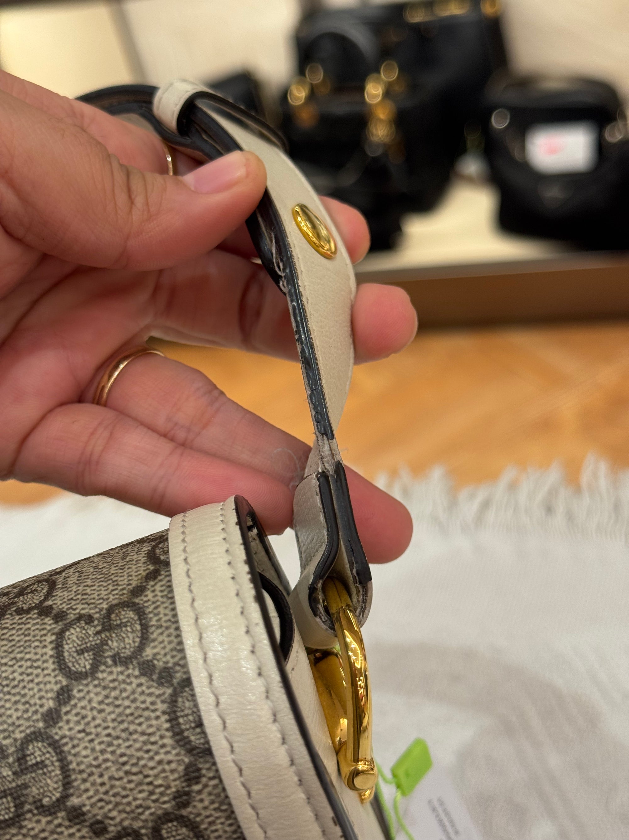 Gucci Horsebit Medium White