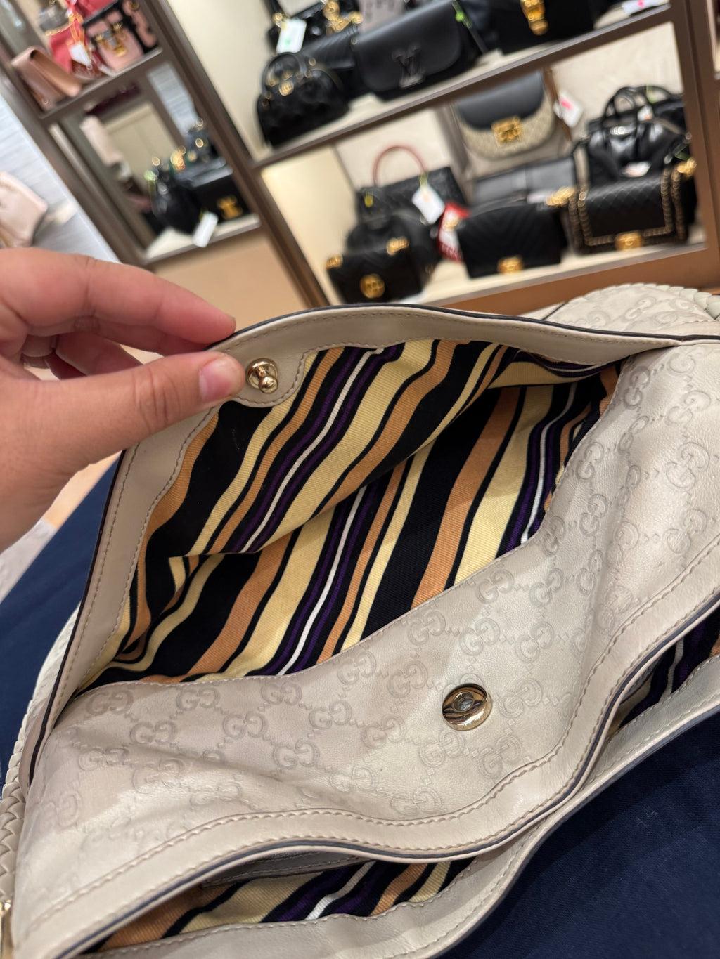 Gucci Britt Hobo Ivory
