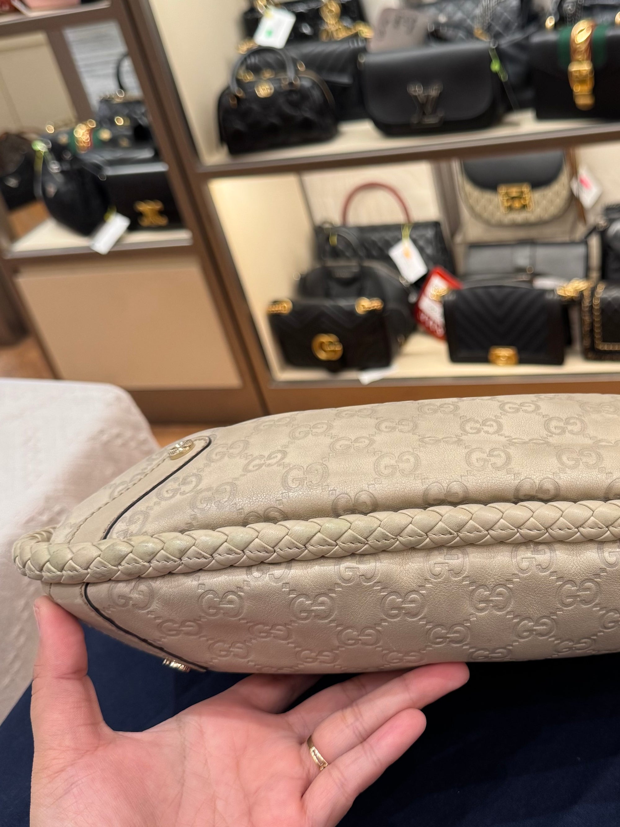 Gucci Britt Hobo Ivory