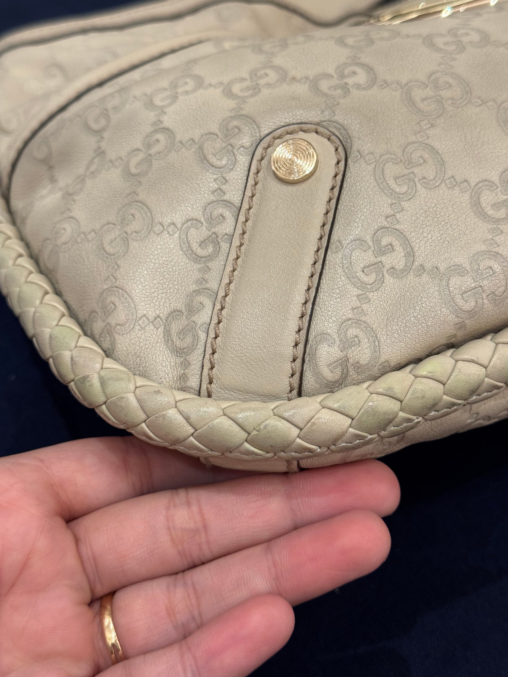 Gucci Britt Hobo Ivory