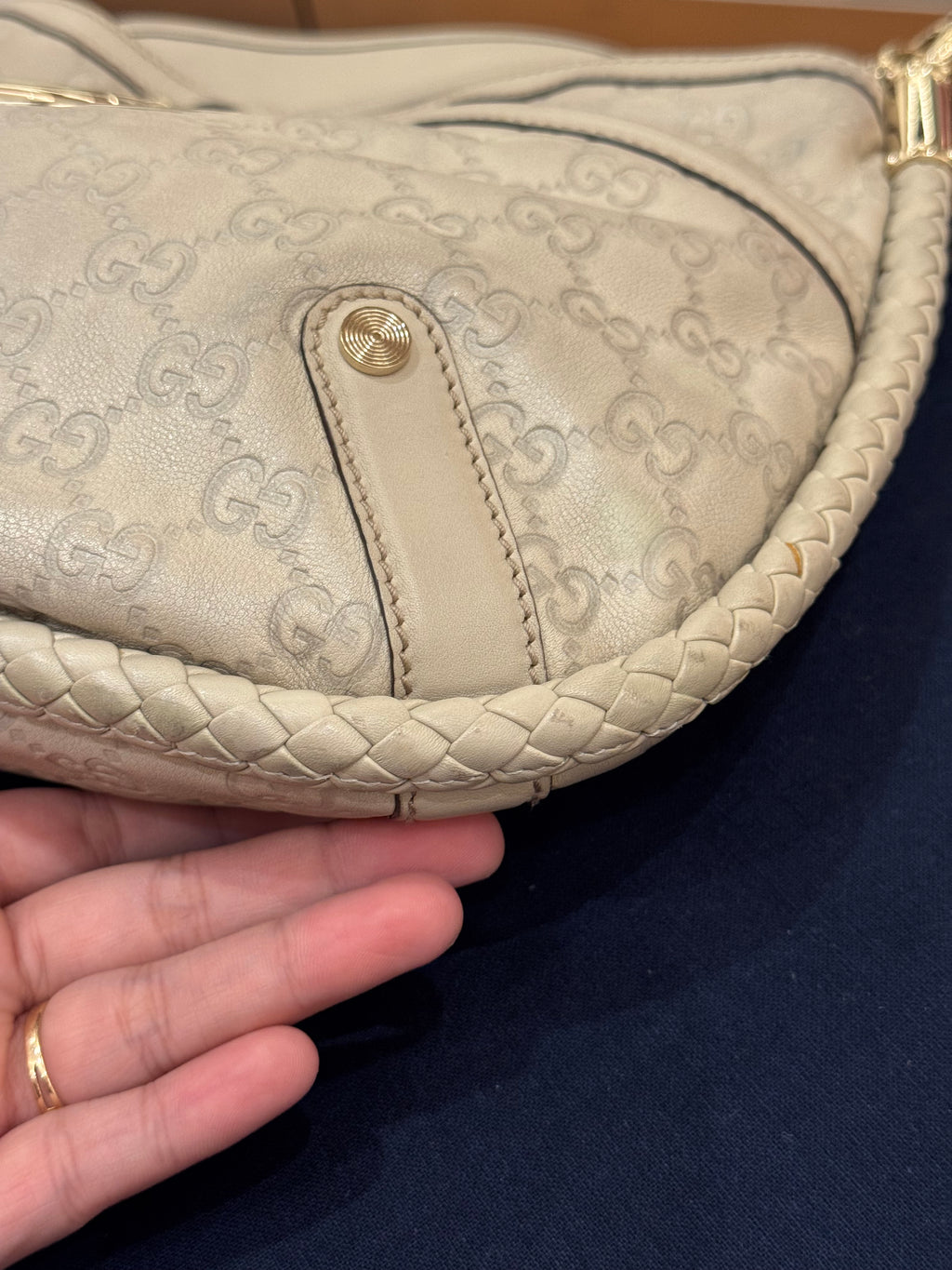 Gucci Britt Hobo Ivory