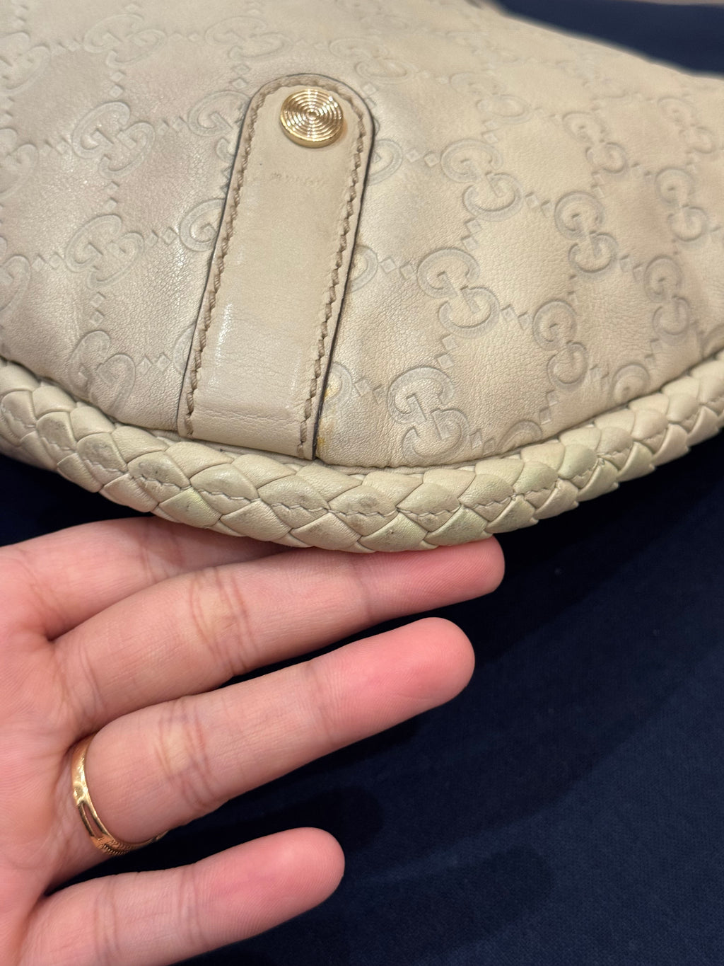 Gucci Britt Hobo Ivory