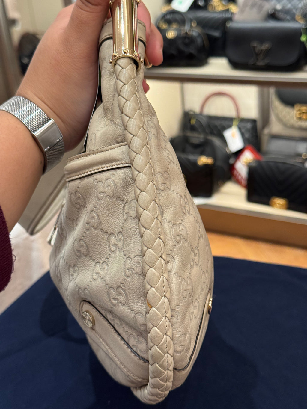 Gucci Britt Hobo Ivory