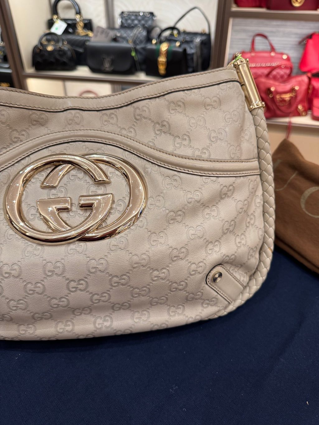 Gucci Britt Hobo Ivory