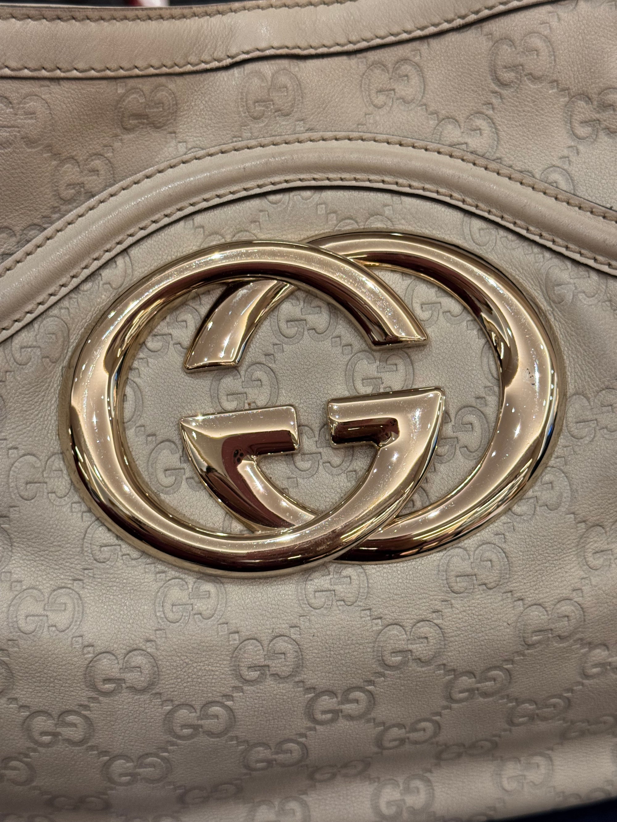 Gucci Britt Hobo Ivory
