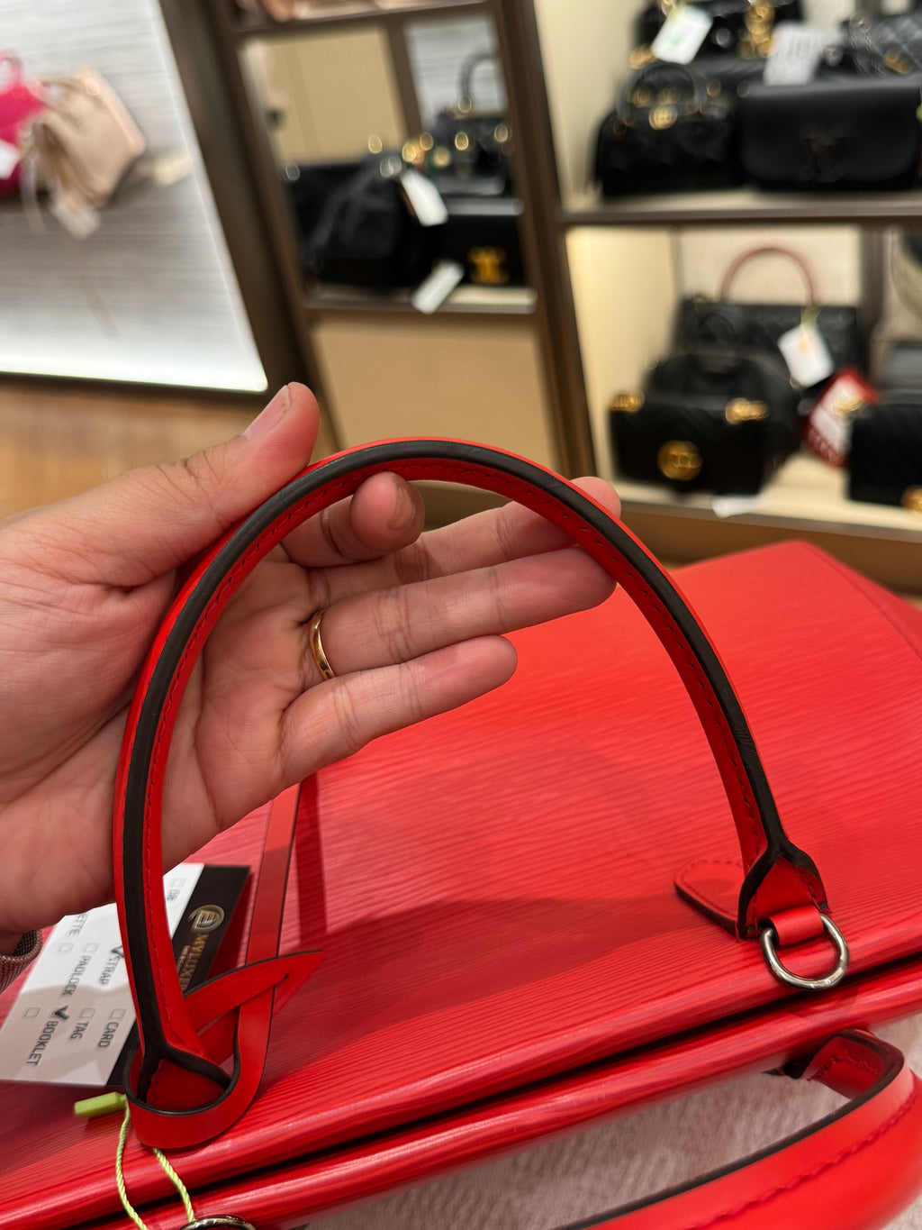 Louis Vuitton Marly MM Epi Coquelicot