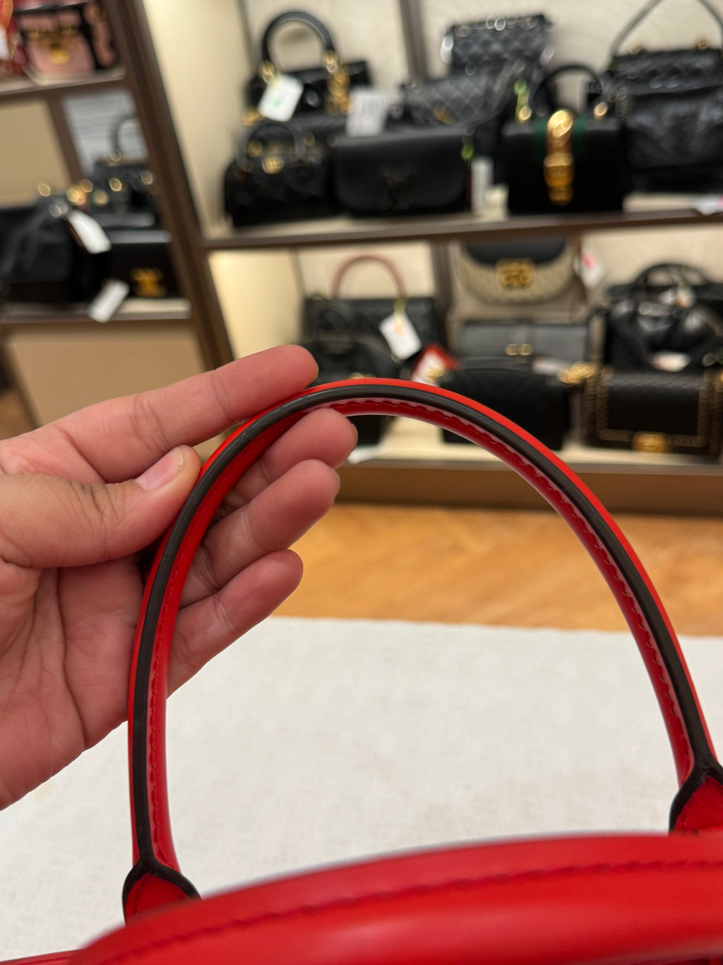 Louis Vuitton Marly MM Epi Coquelicot