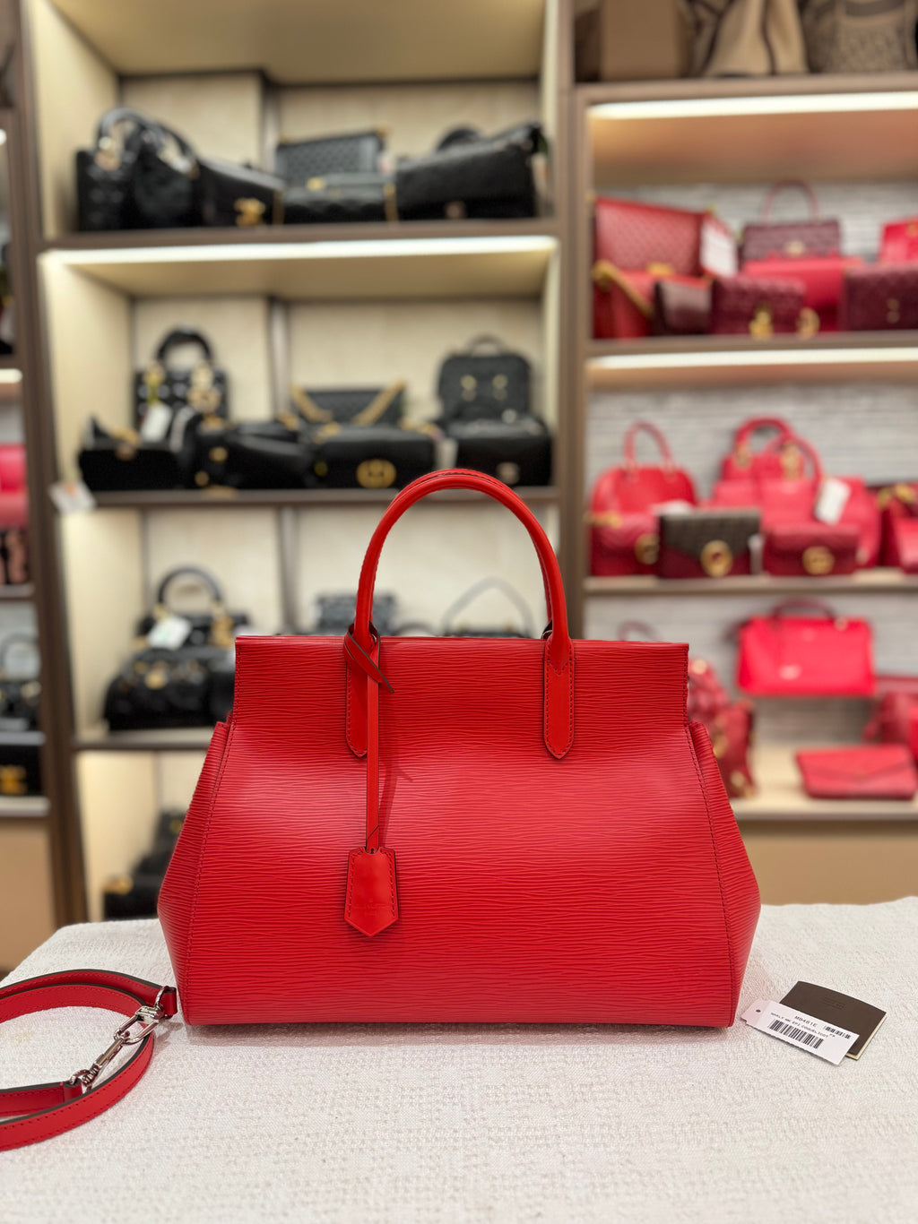 Louis Vuitton Marly MM Epi Coquelicot
