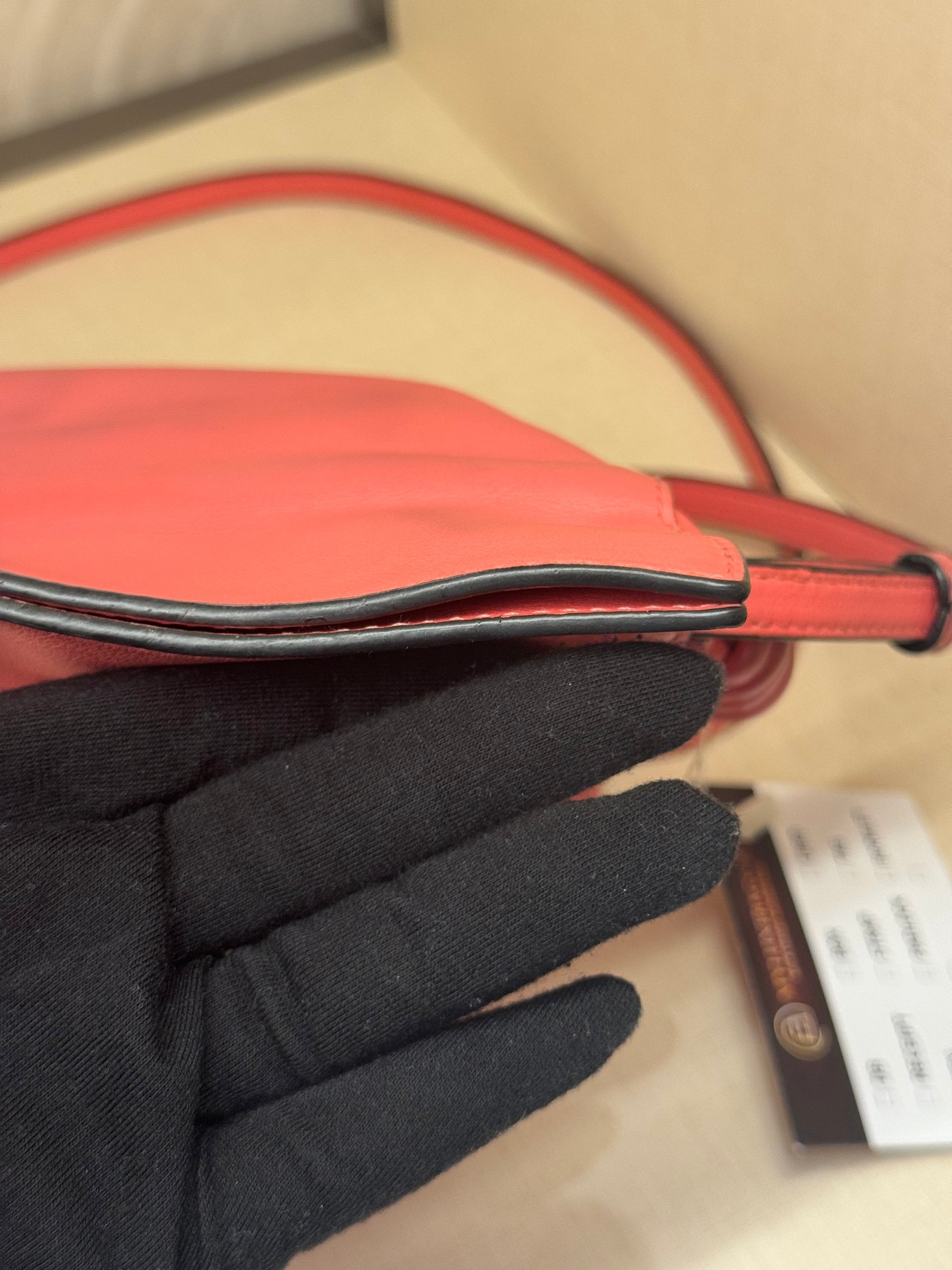 Loewe Flamenco