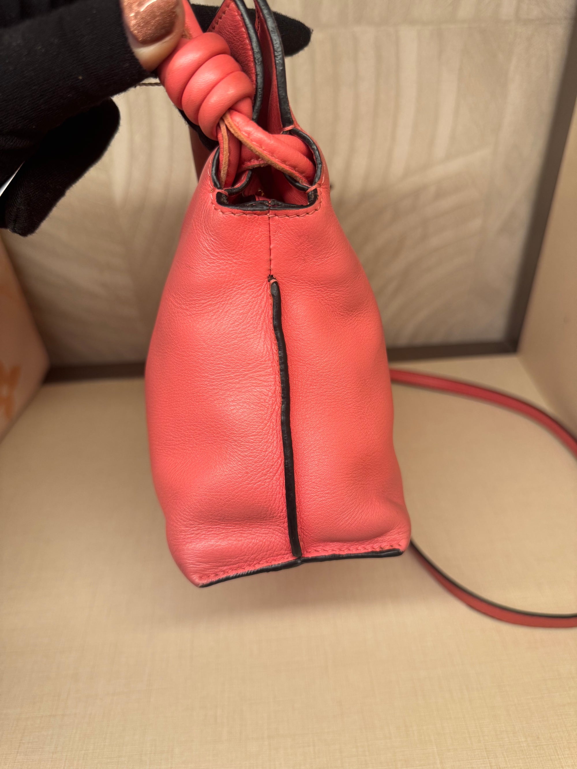 Loewe Flamenco