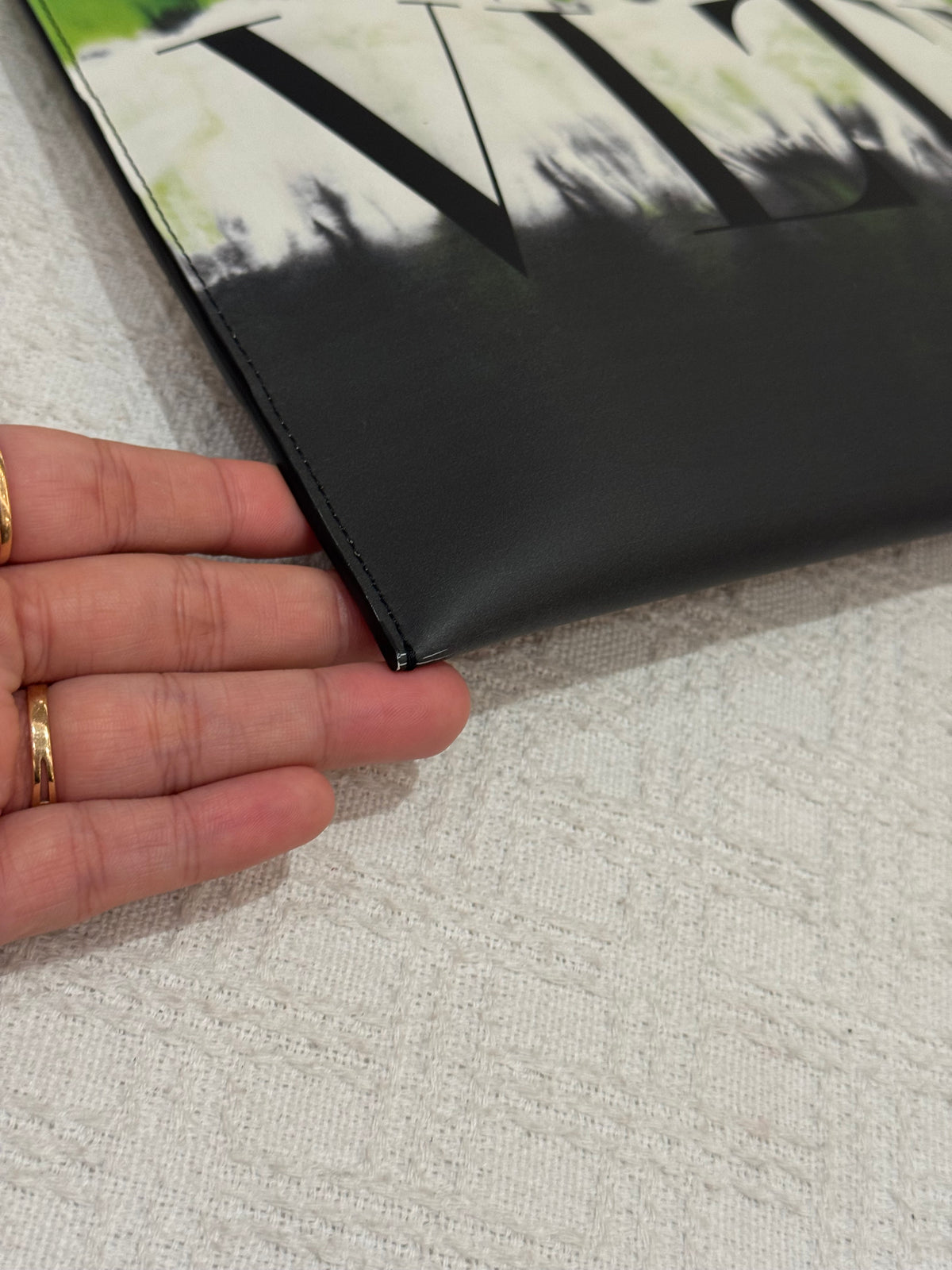 Valentino Clutch Gradasi