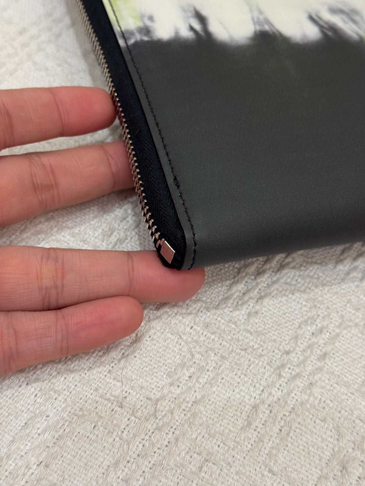 Valentino Clutch Gradasi