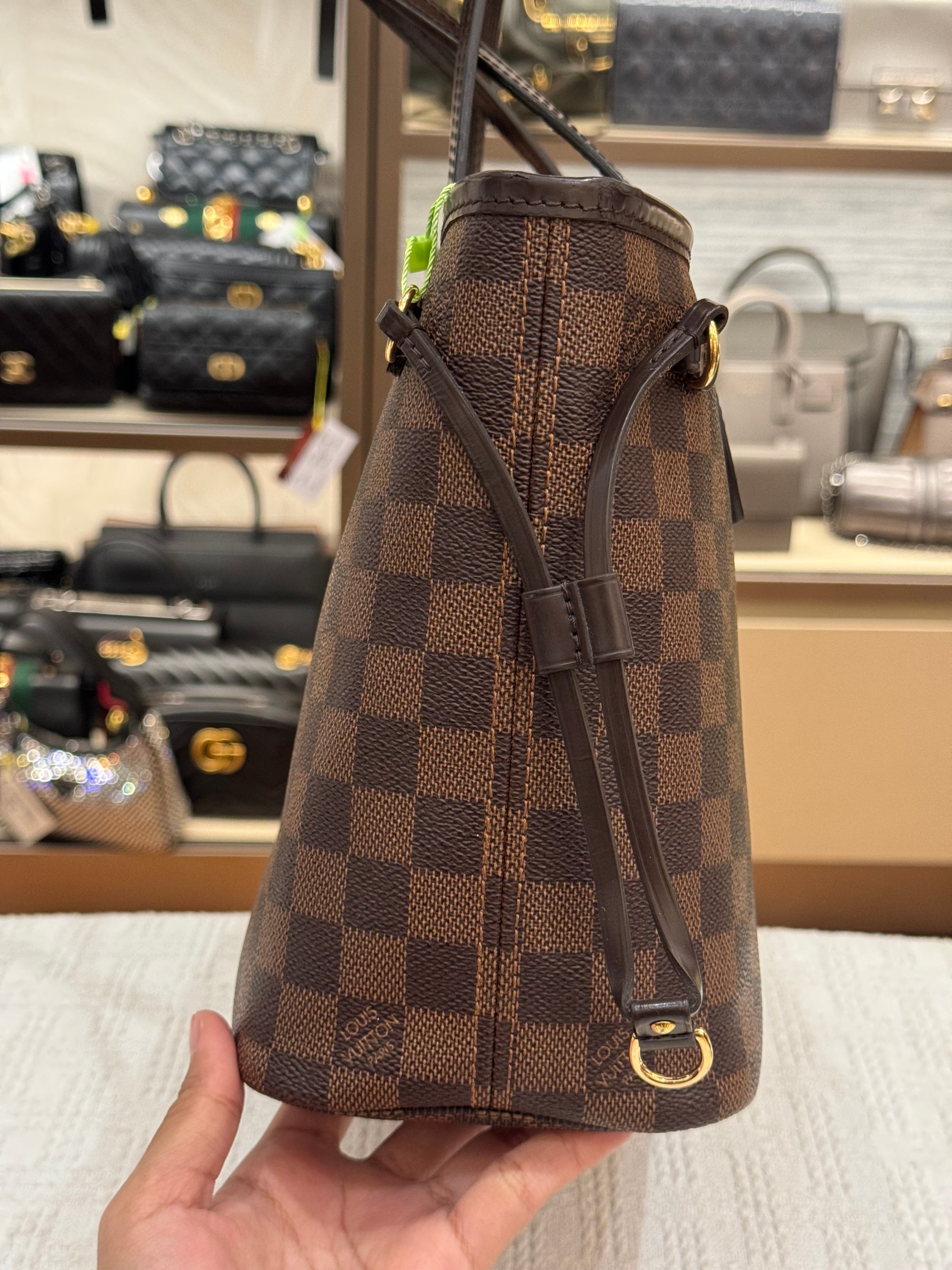 Louis Vuitton Neverfull PM Damier