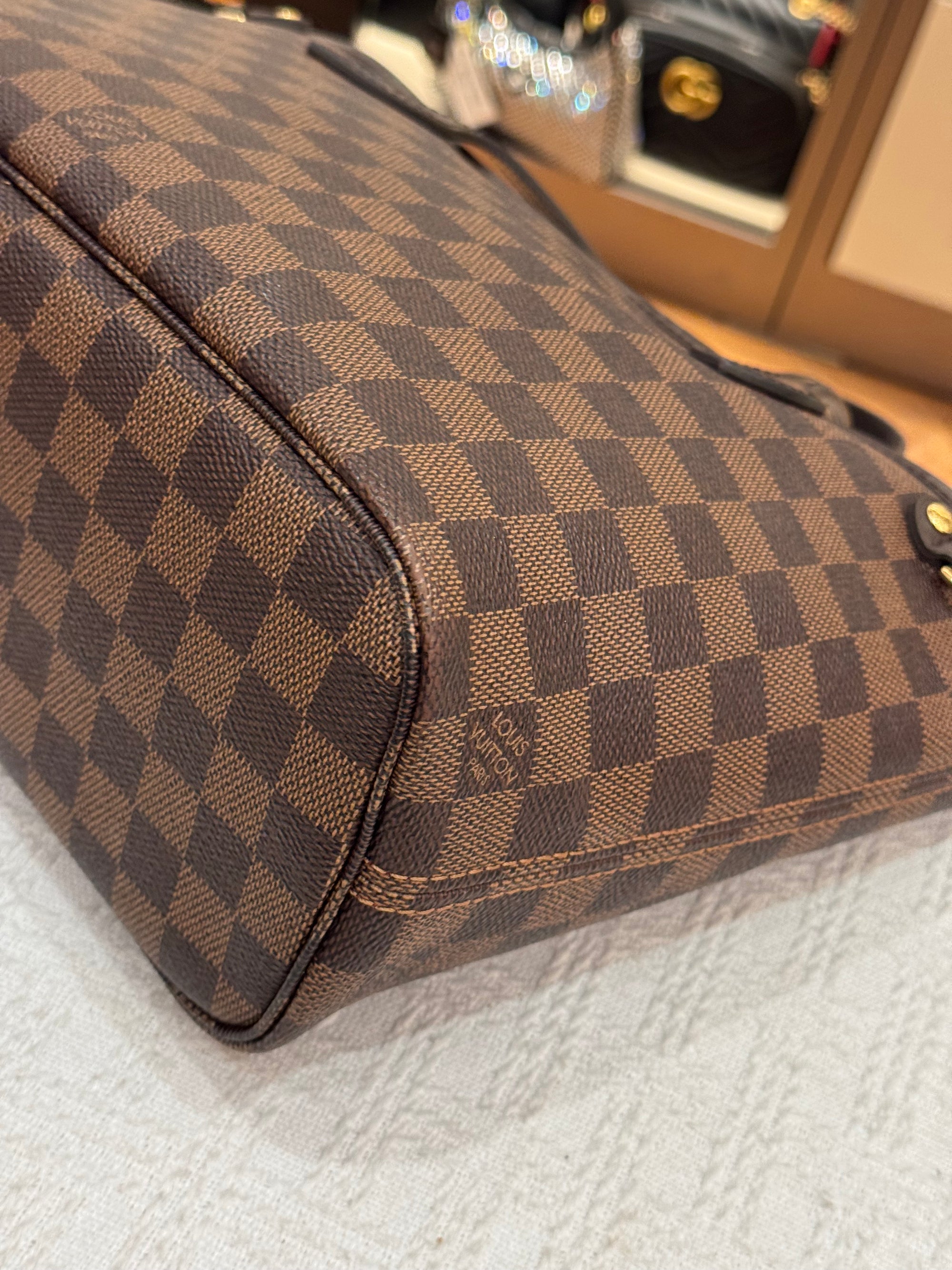 Louis Vuitton Neverfull PM Damier
