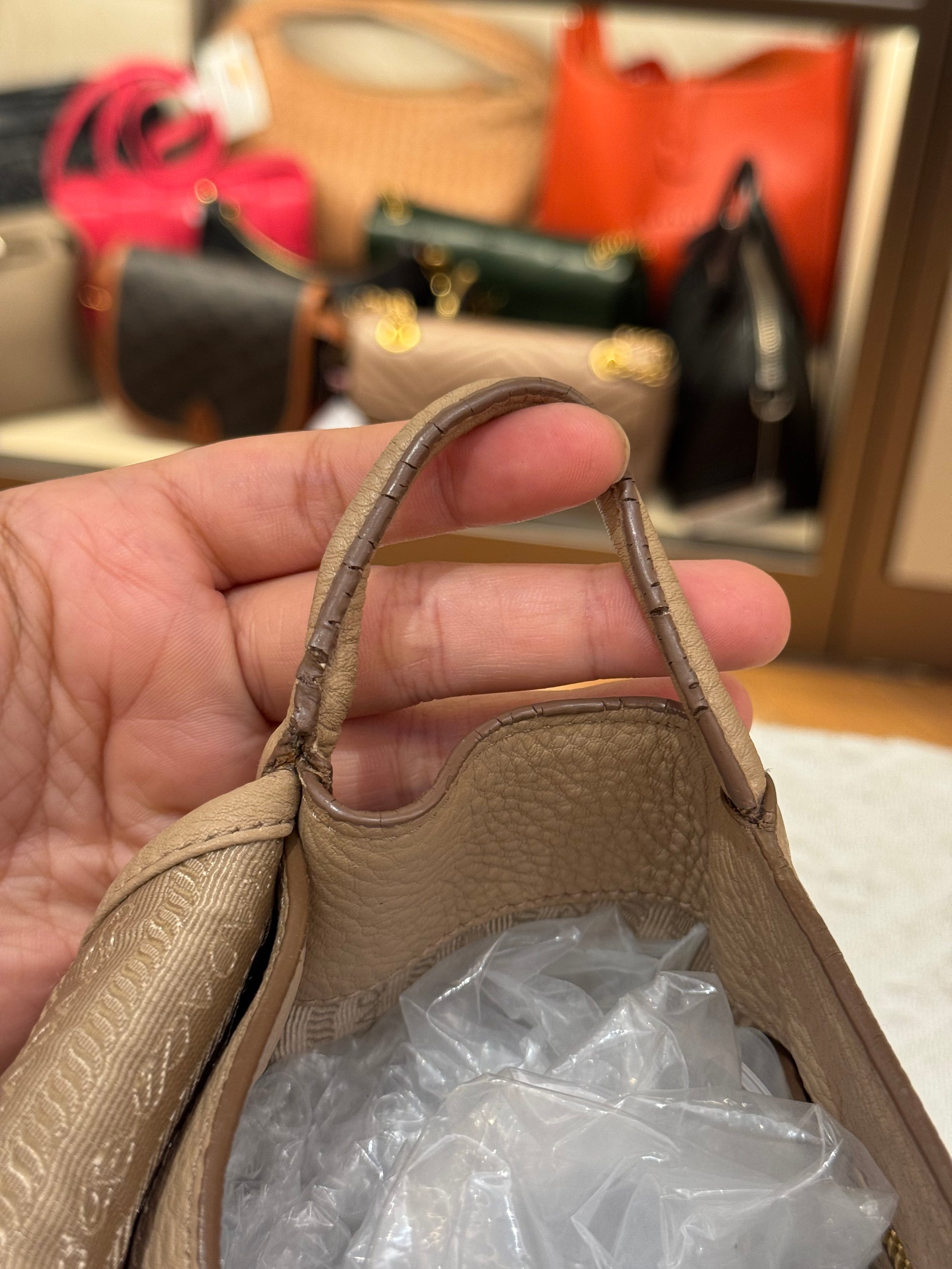 Prada Vitello Daino Cammeo