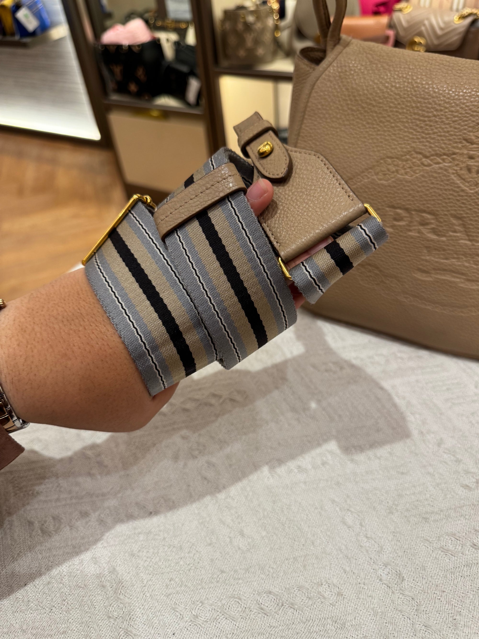 Prada Vitello Daino Cammeo