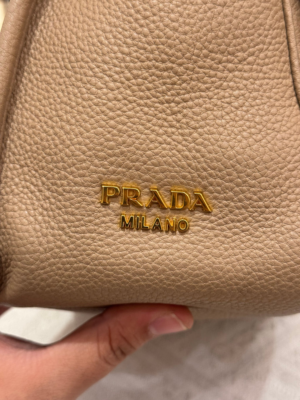 Prada Vitello Daino Cammeo