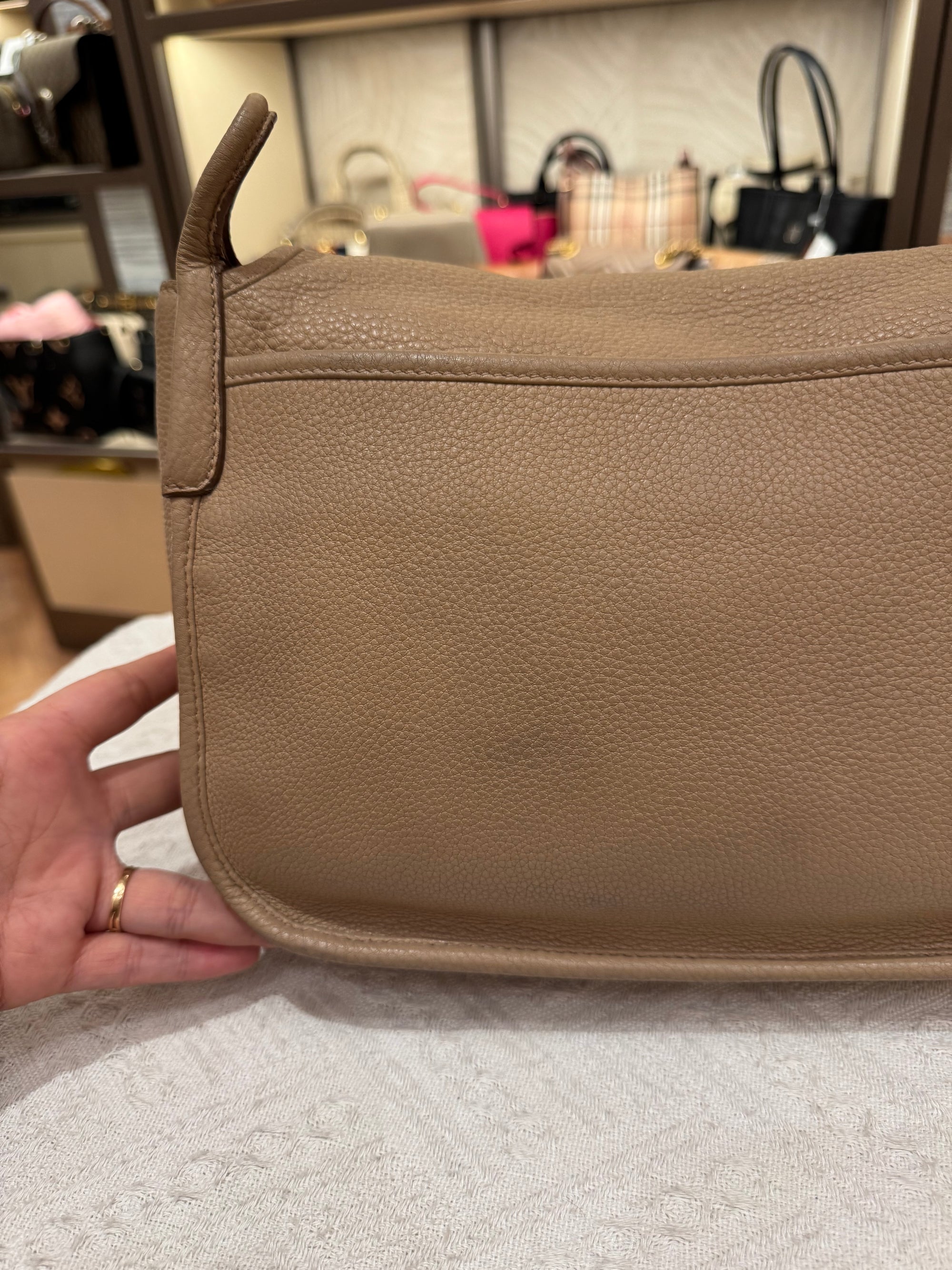 Prada Vitello Daino Cammeo