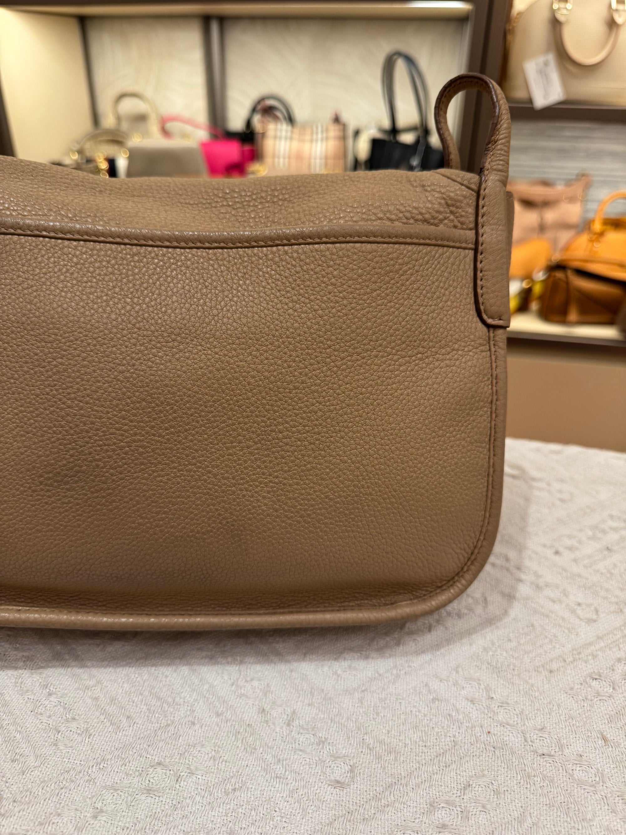Prada Vitello Daino Cammeo