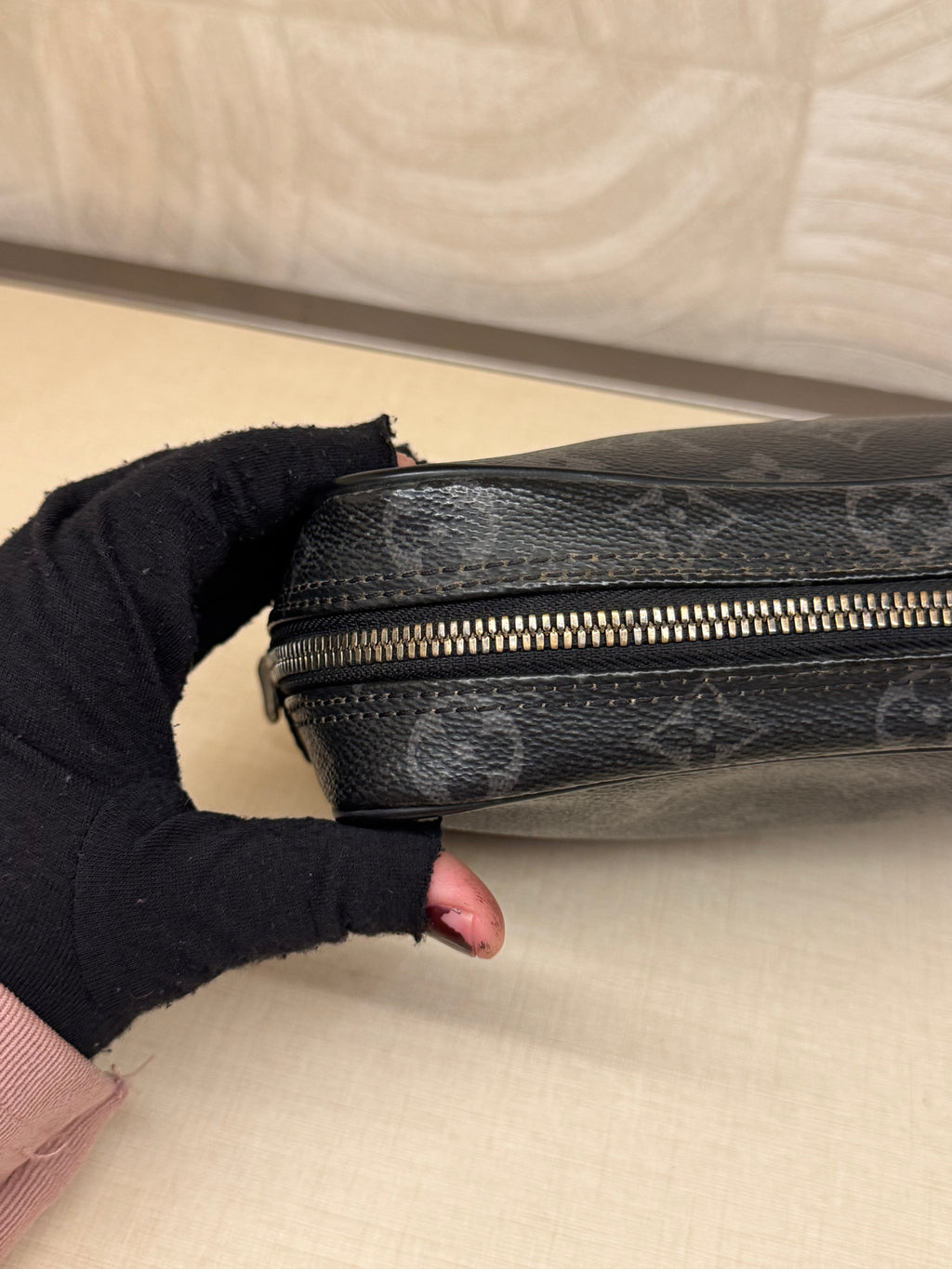 Louis Vuitton Pouch Monogram Eclipse