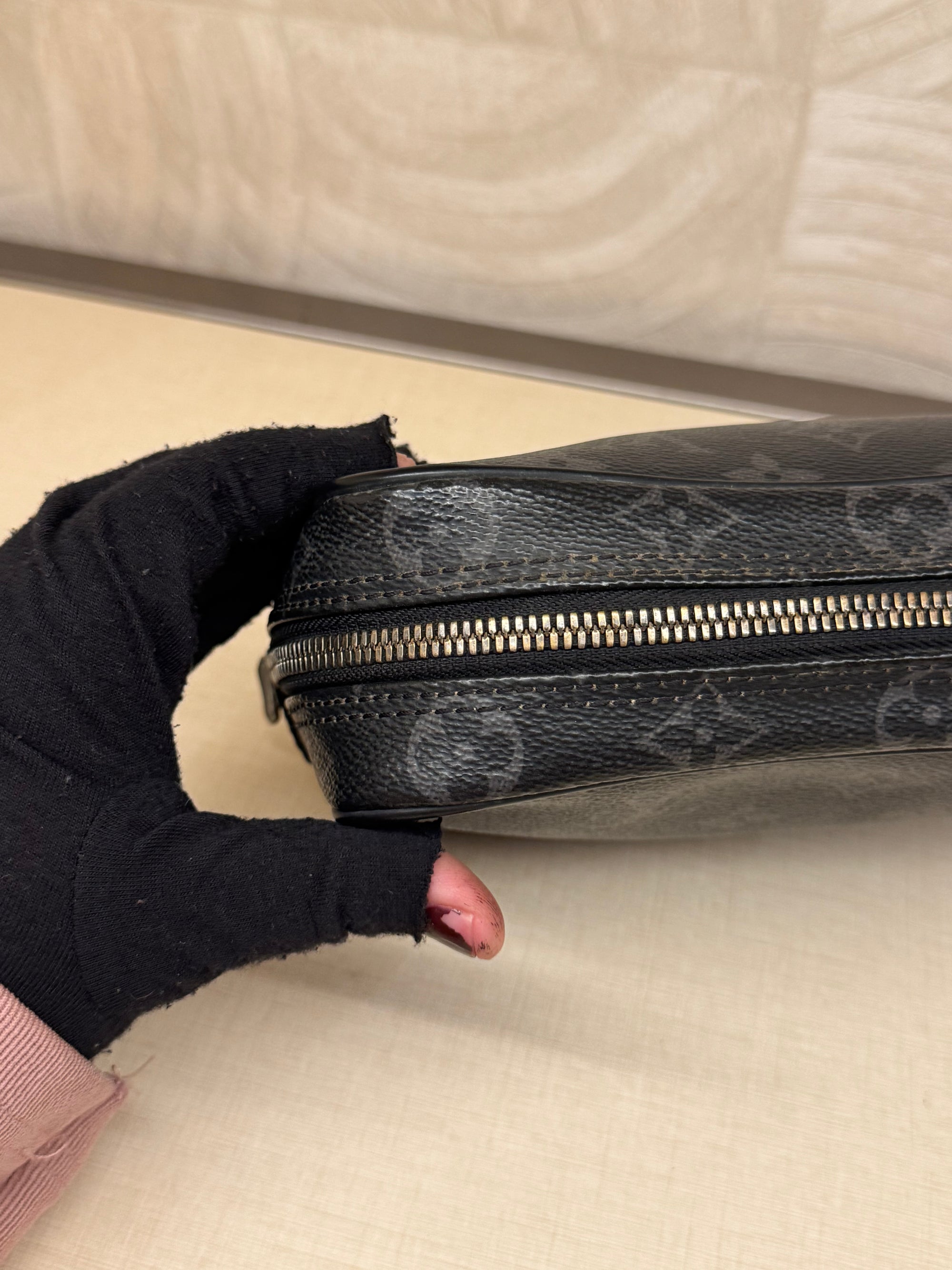 Louis Vuitton Pouch Monogram Eclipse