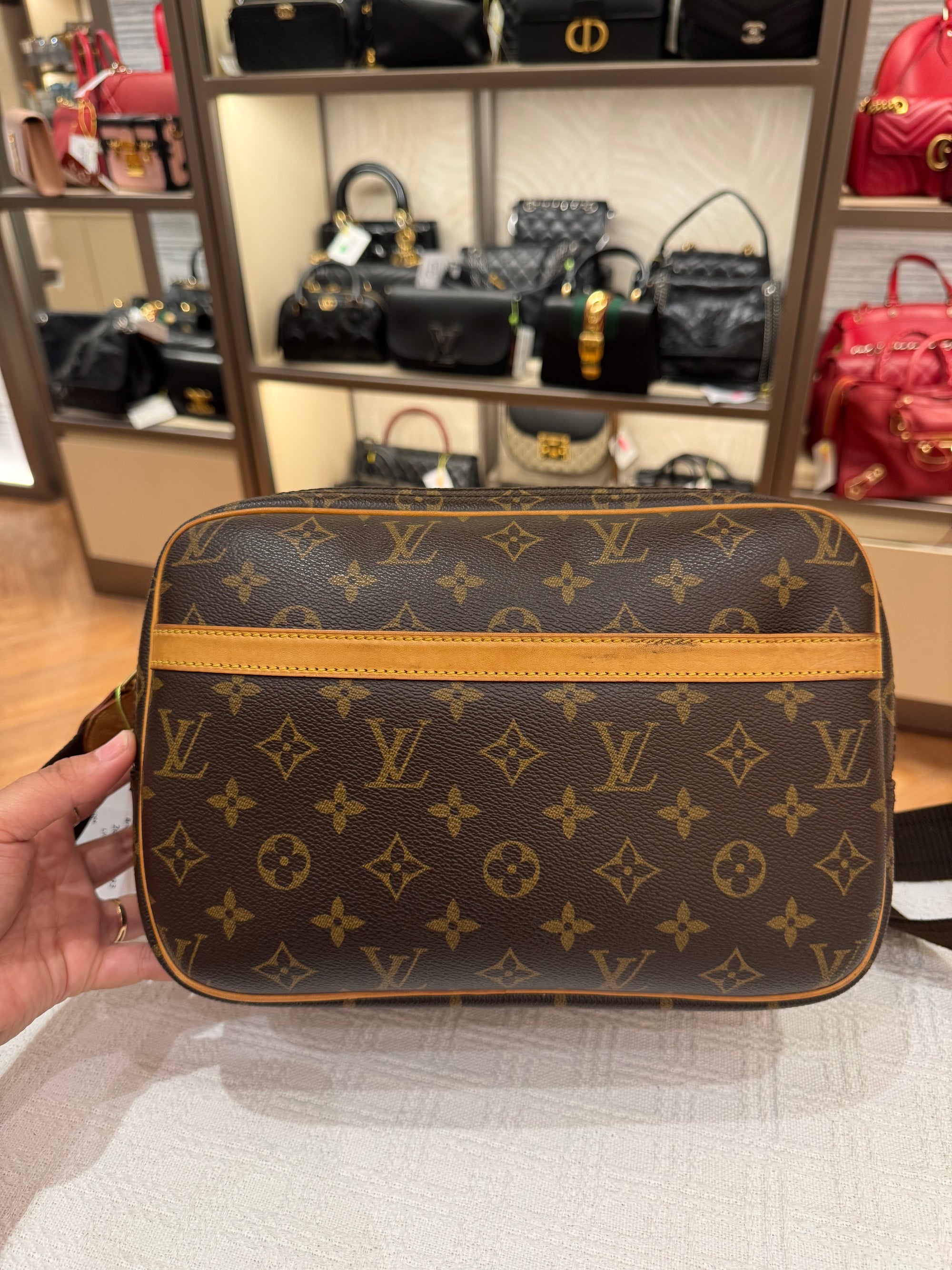 Louis Vuitton Reporter Monogram