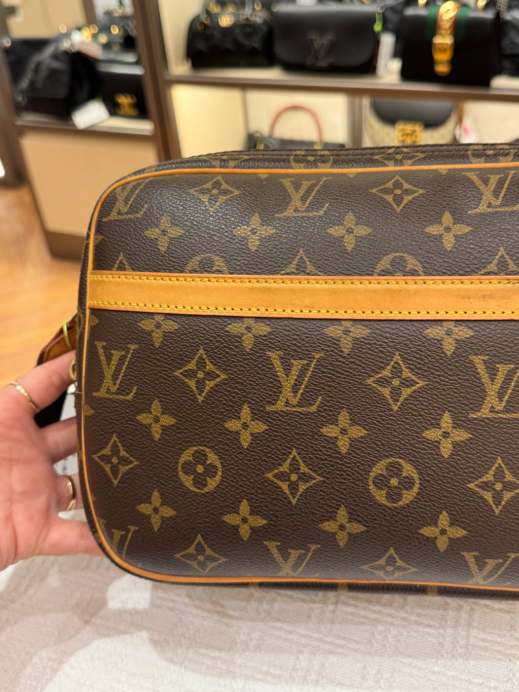 Louis Vuitton Reporter Monogram