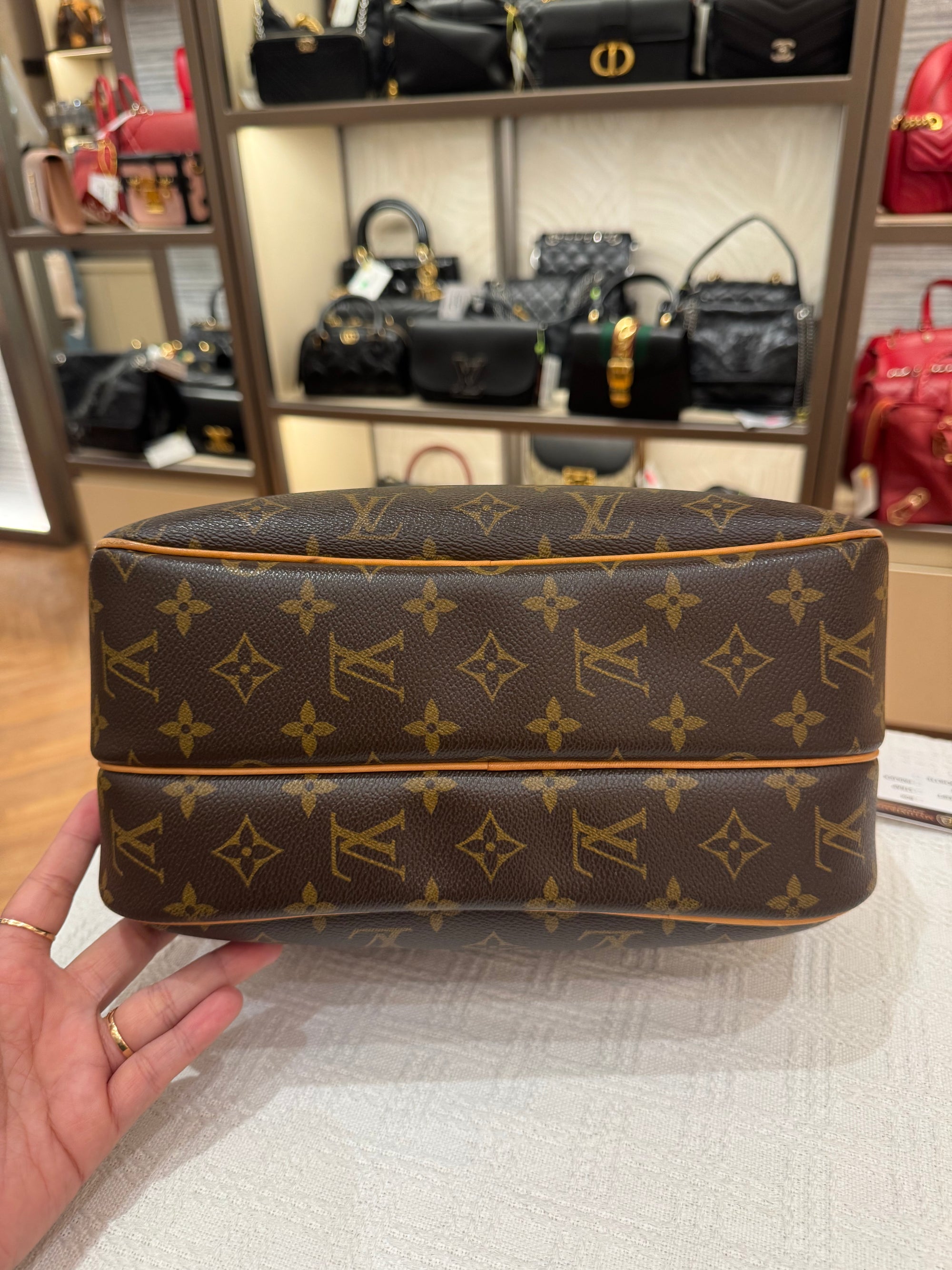 Louis Vuitton Reporter Monogram