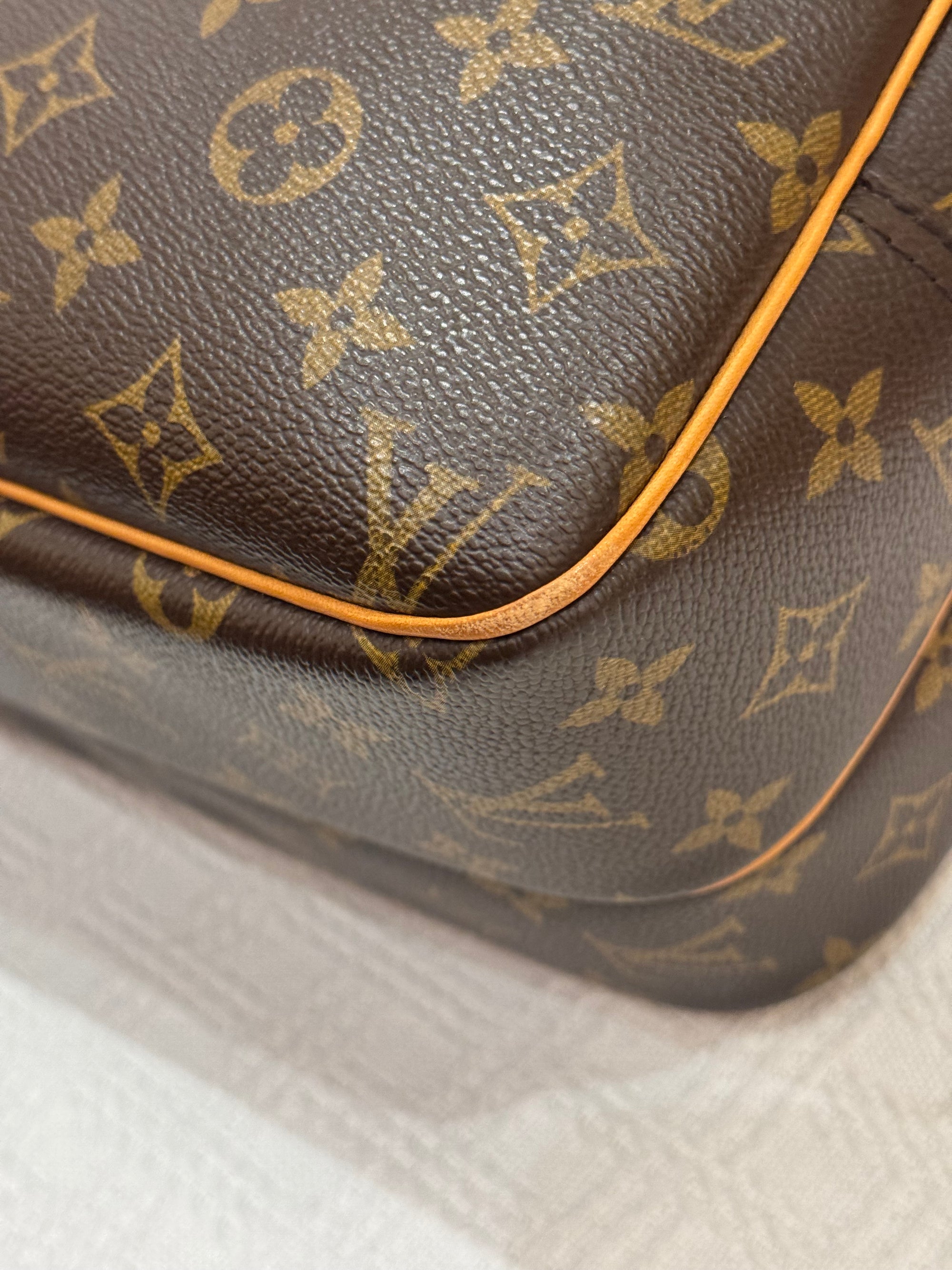 Louis Vuitton Reporter Monogram